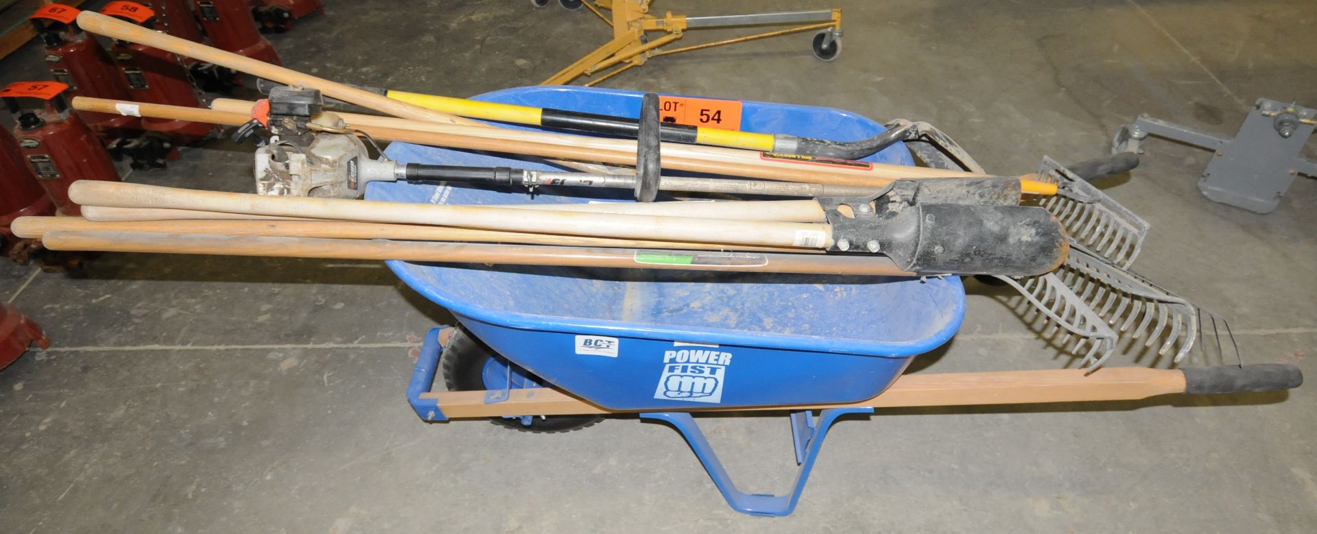 LOT/ WHEELBARROW WITH LANDSCAPING SUPPLIES