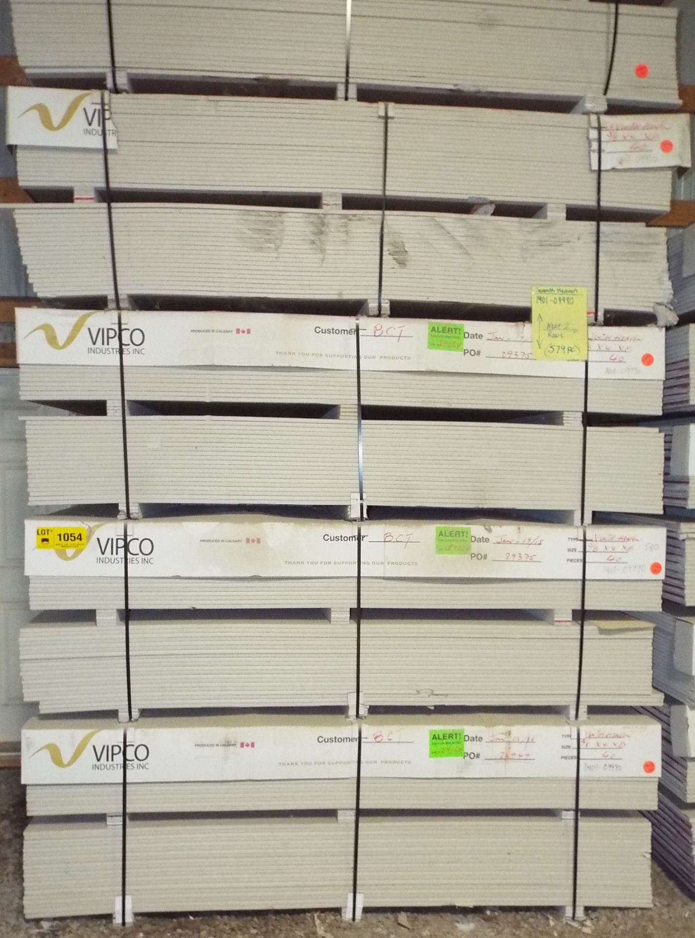 LOT/ (9) LIFTS OF VIPCORE VIP BOND PREFINISHED DRYWALL SHEETS