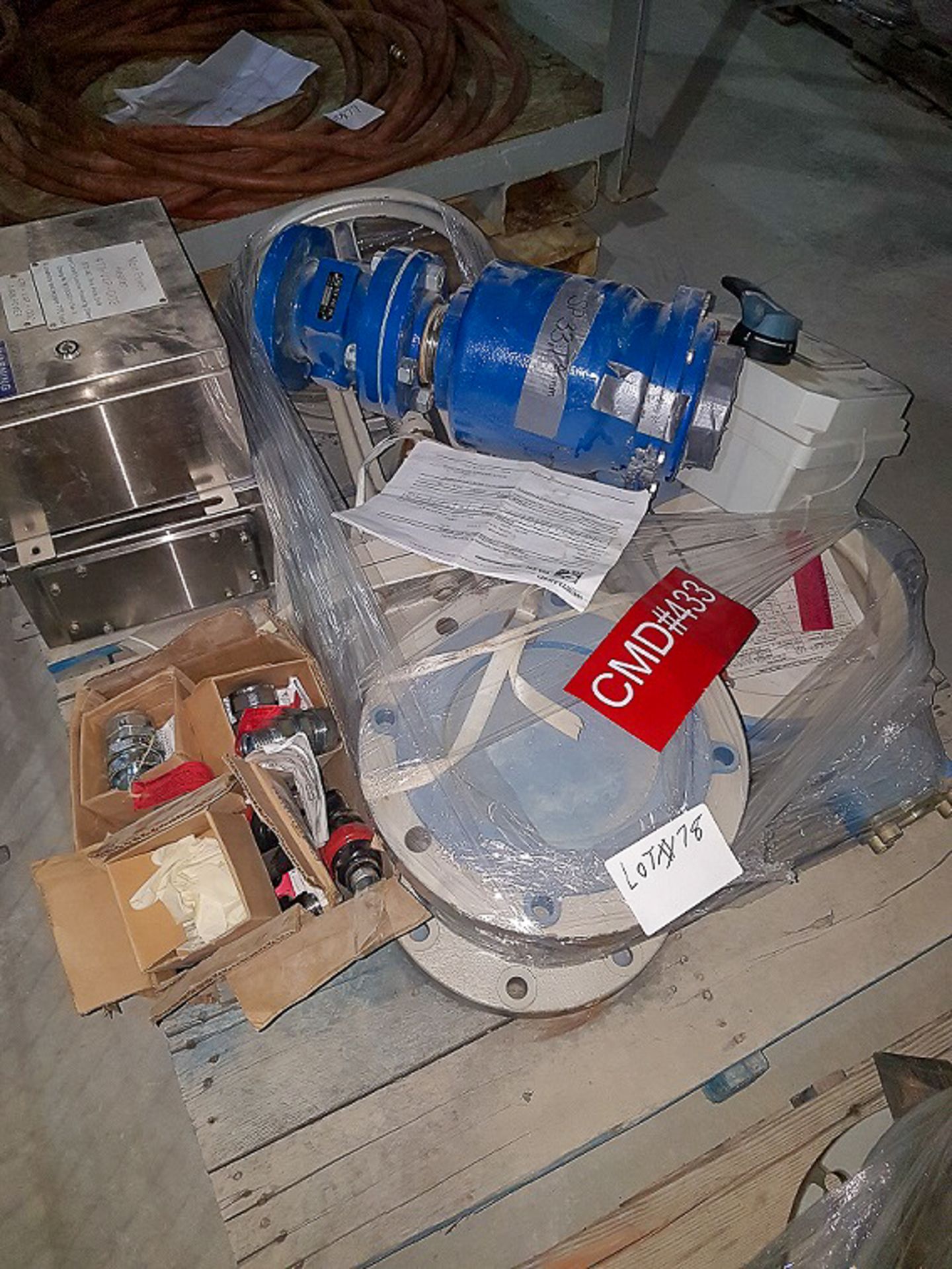 LOT/ SURPLUS EQUIPMENT - GATE VALVE, BUTTERFLY VALVE, JUNCTION BOXES, ELECTRICAL CONNECTORS,