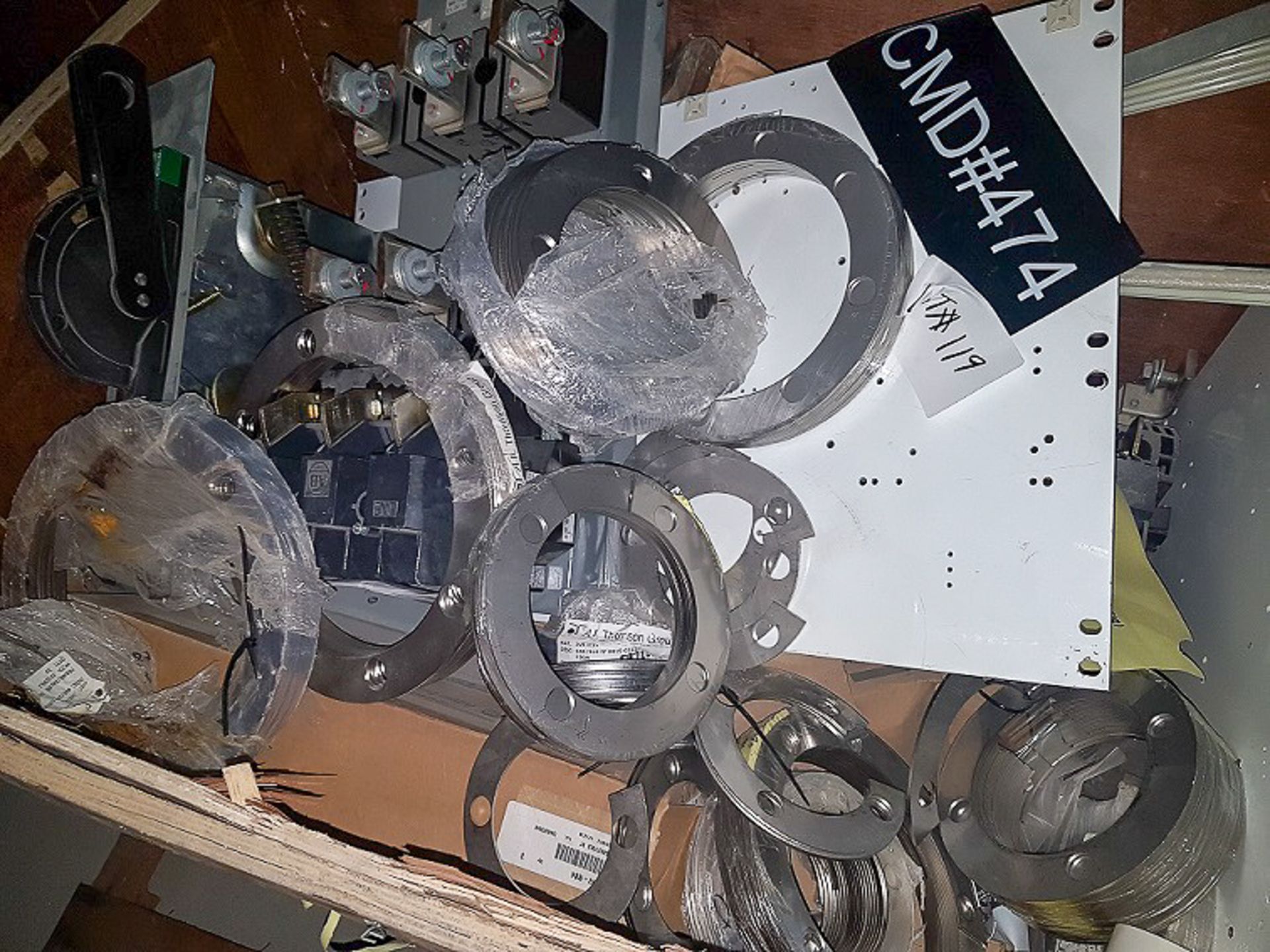 LOT/ ELECTRICAL PANEL PARTS, SS GASKET