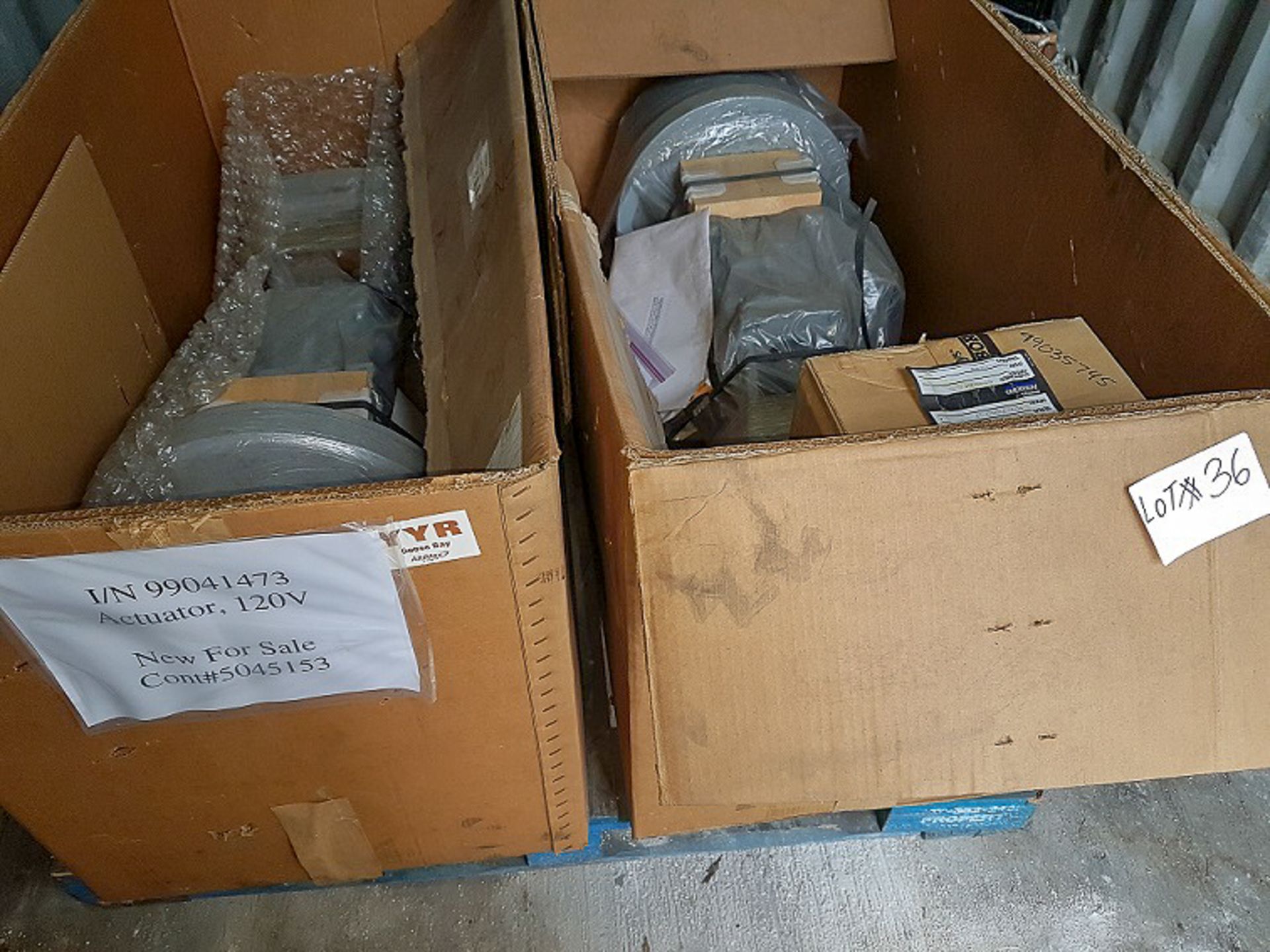 LOT/ (2) 120V ACTUATORS