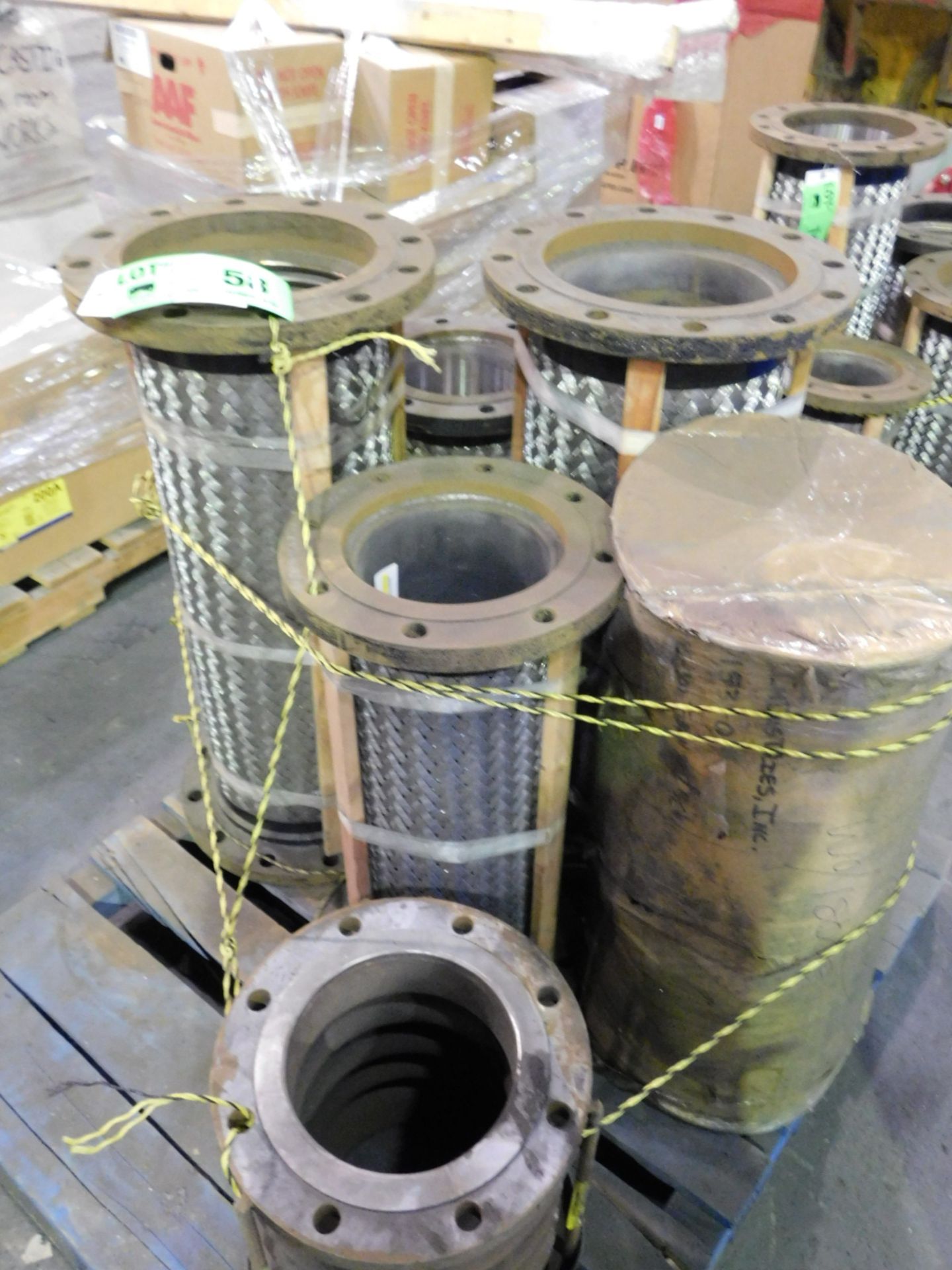 LOT/ EXPANSION JOINTS