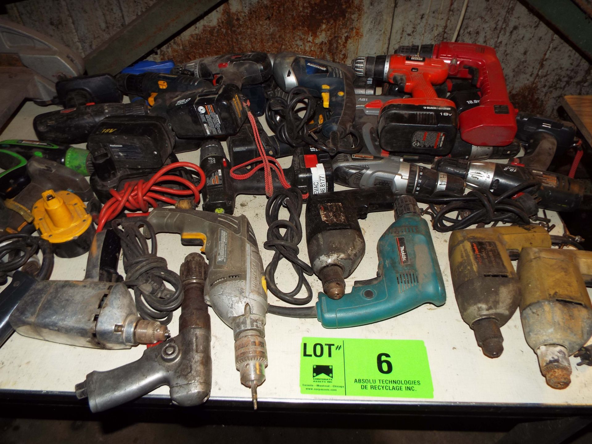 (LOT) ASSORTED DRILLS & CHARGERS