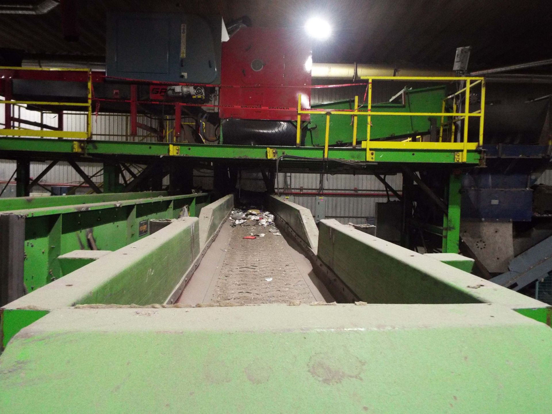 (2) DOVER NEXGEN APPROX. 2' X 30' HORIZONTAL RUBBER-BELT MOTORIZED CONVEYORS. S/N: N/A - Image 3 of 3