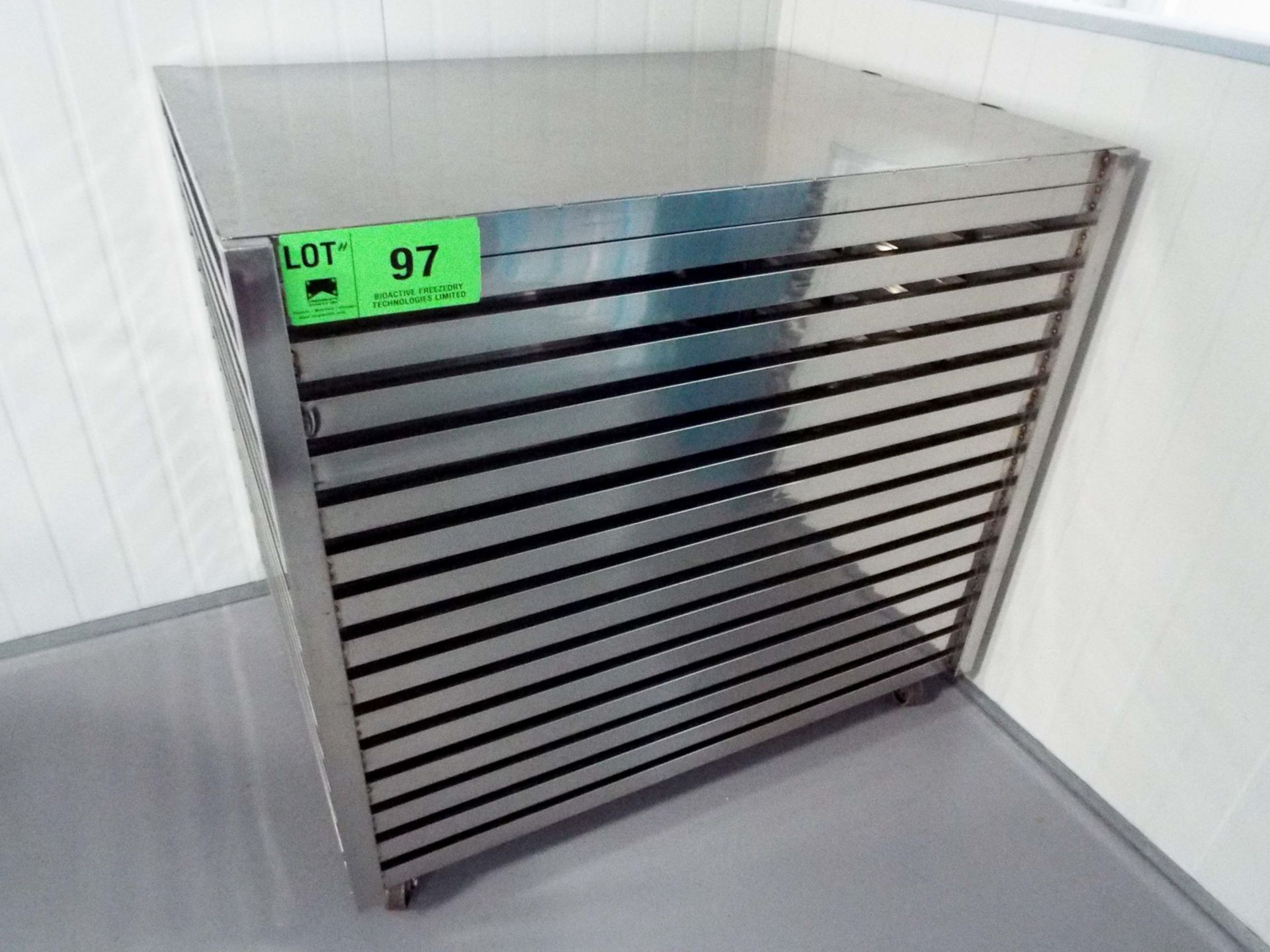 30" X 44" X 40" H 15 SHELF STAINLESS STEEL ROLLING FREEZER TRAY RACK