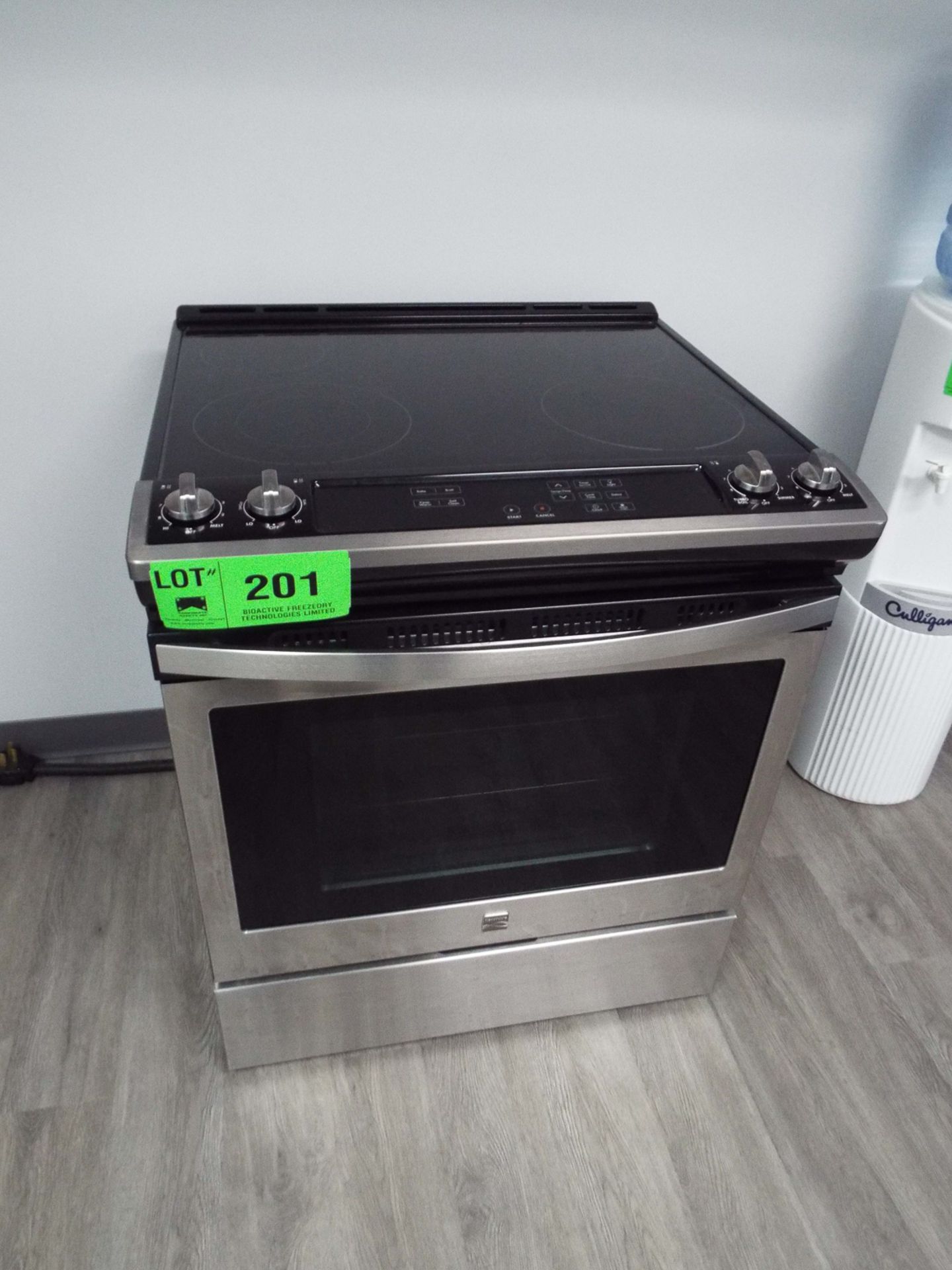 KENMORE STAINLESS STEEL OVEN WITH GLASS COOKTOP STOVE
