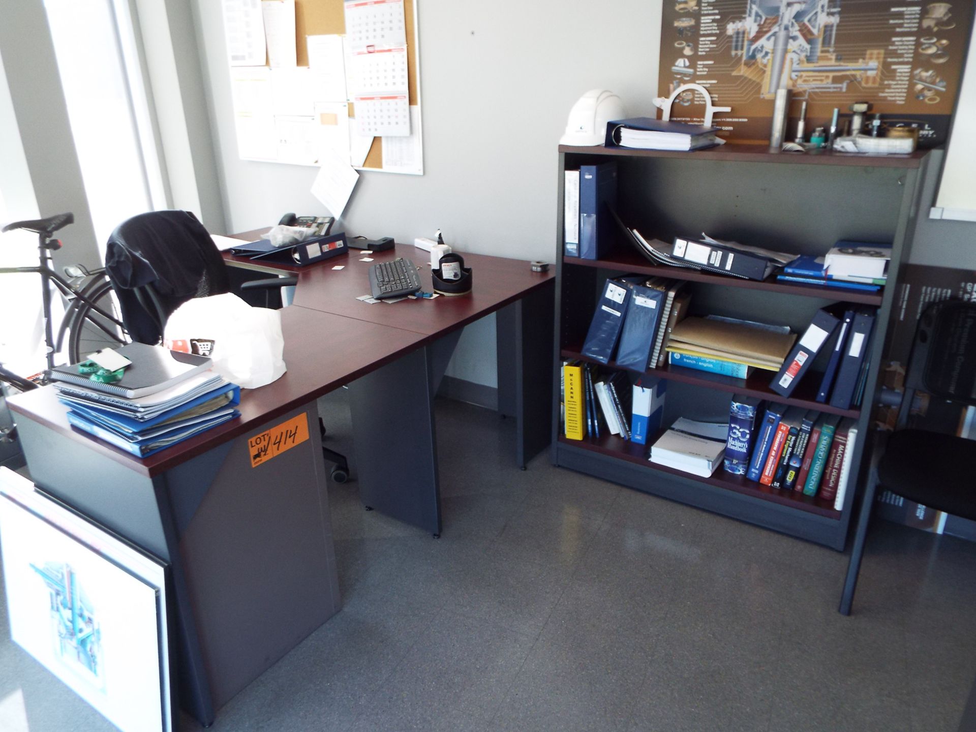 LOT/ CONTENTS OF OFFICE (FURNITURE ONLY) - (2) L-SHAPED DESKS WITH OFFICE CHAIRS, (2) ADJUSTABLE - Image 3 of 5