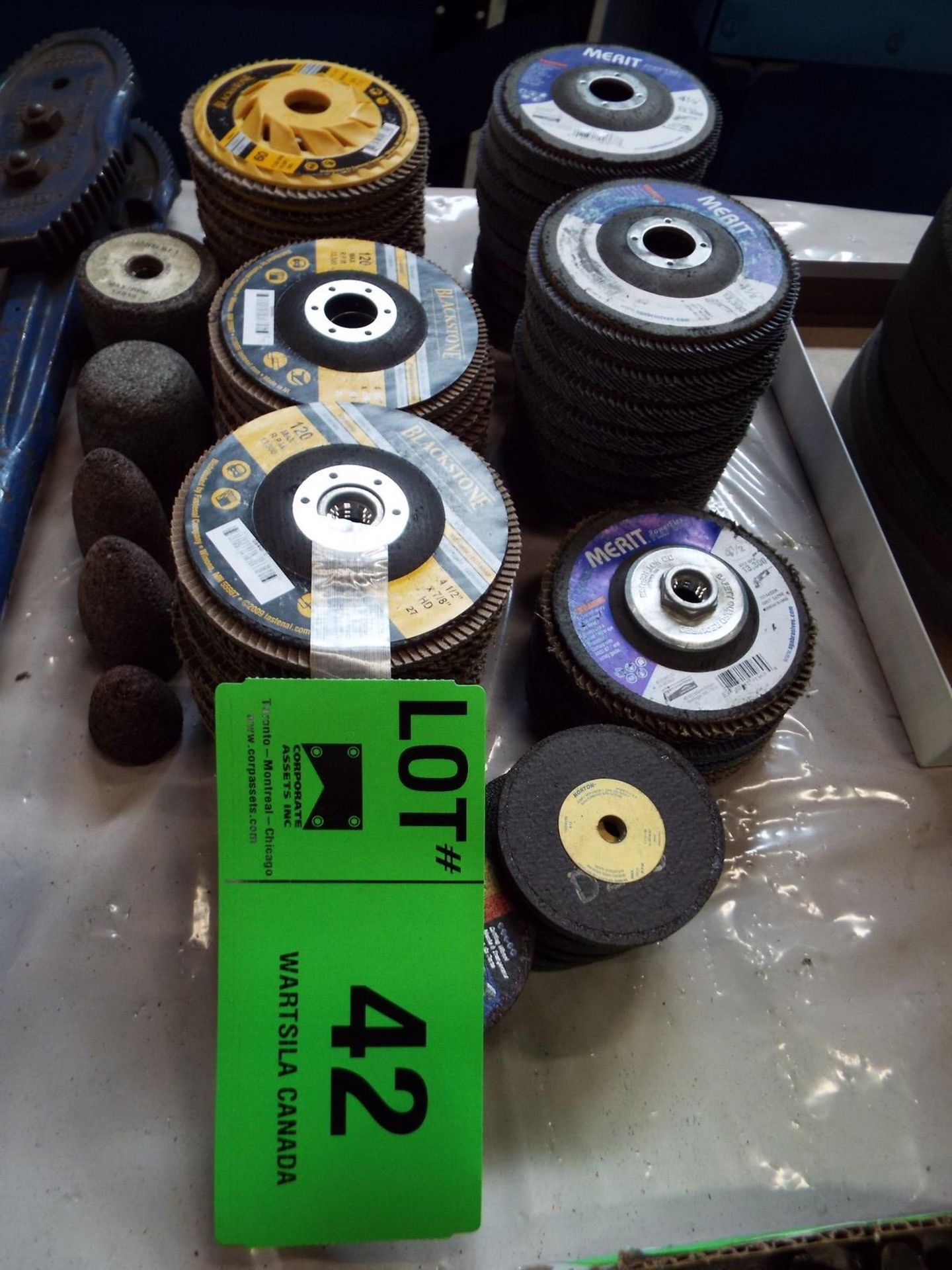 LOT/ SANDING DISKS