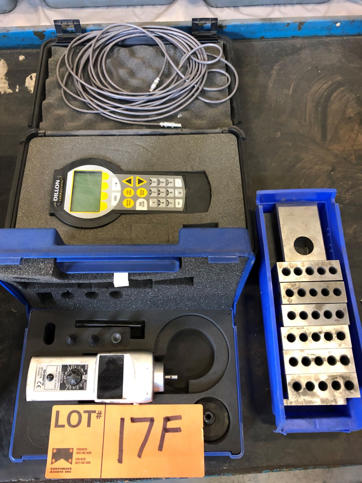 LOT/ PORTABLE DILLON COMMUNICATOR & SHIMPO DT107A