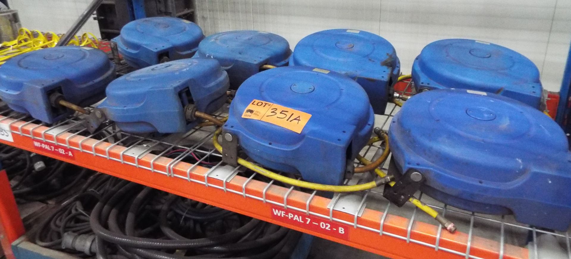 LOT/ (8) RETRACTABLE HOSE REELS