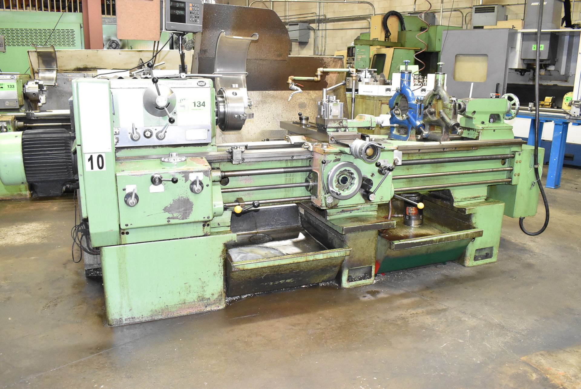 BOEHRINGER GOPPINGEN VDF ENGINE LATHE WITH 20" SWING OVER BED, 70" BETWEEN CENTERS, 2.5" SPINDLE - Image 2 of 6