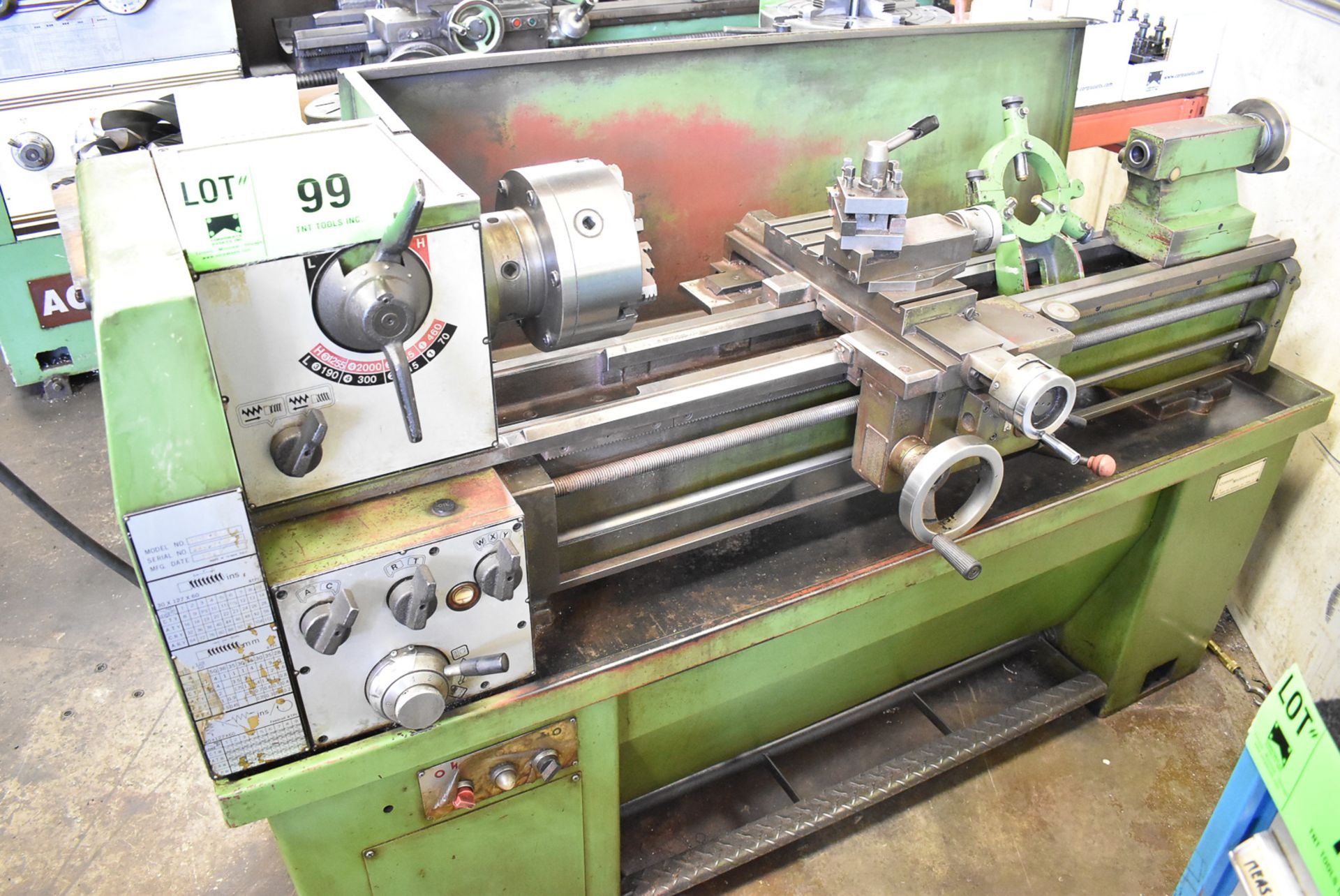 CML 134-0GHE GAP BED ENGINE LATHE WITH 13" SWING OVER BED, 17" SWING IN THE GAP, 38.5" BETWEEN