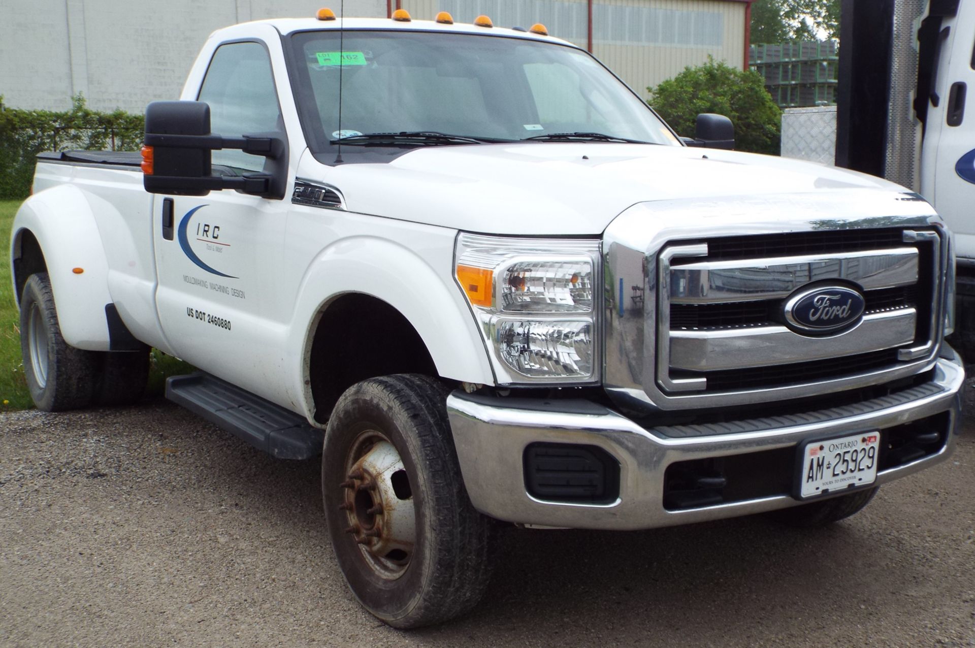 FORD (2012) F-350 XLT SUPERDUTY 2 DOOR DUALLY PICKUP TRUCK WITH 6.2 LITRE V8 ENGINE, AUTOMATIC