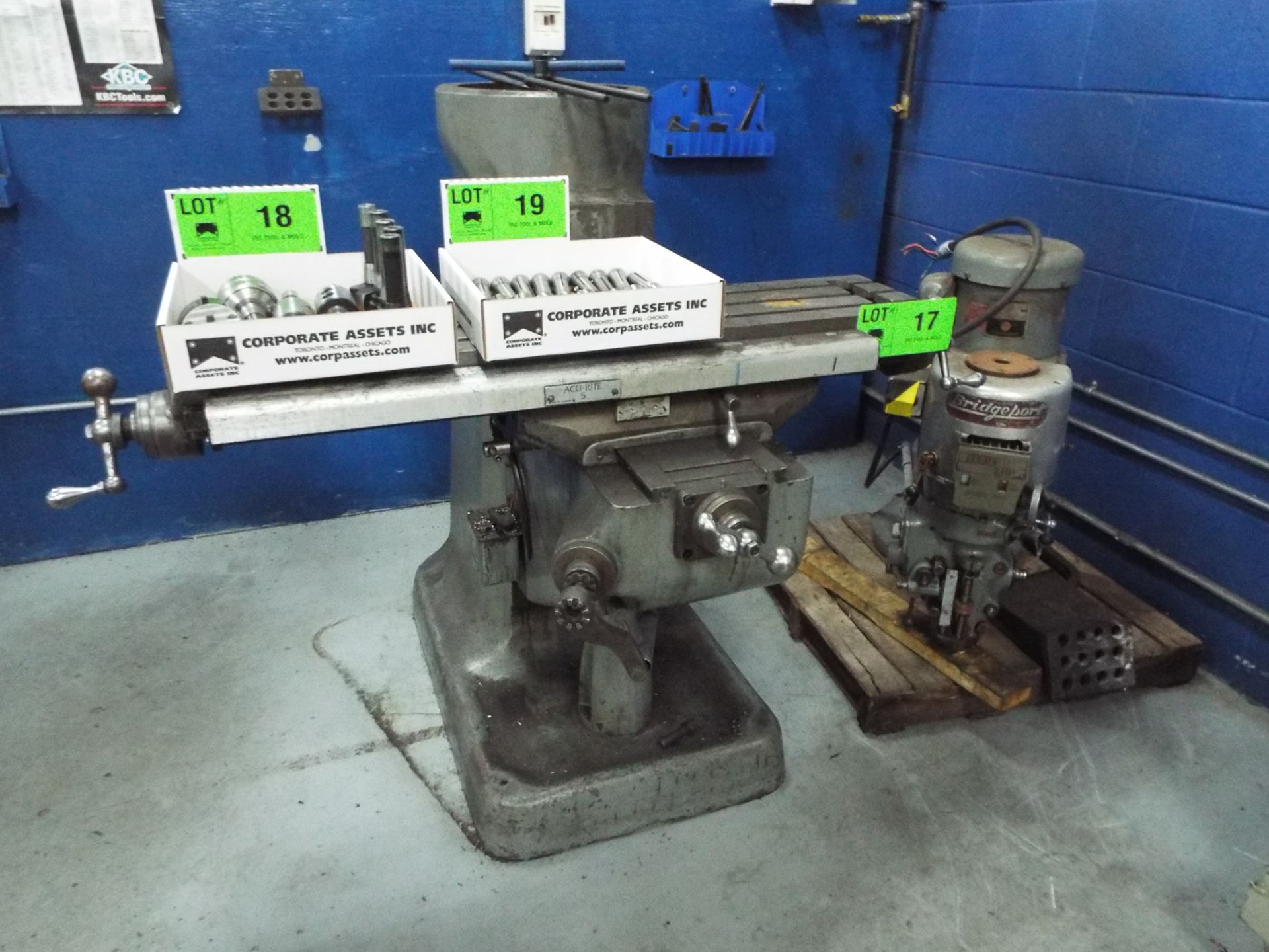 BRIDGEPORT SERIES I VERTICAL MILLING MACHINE WITH 42" X 9" TABLE, SPEEDS TO 4200 RPM, 2 HP, S/N: