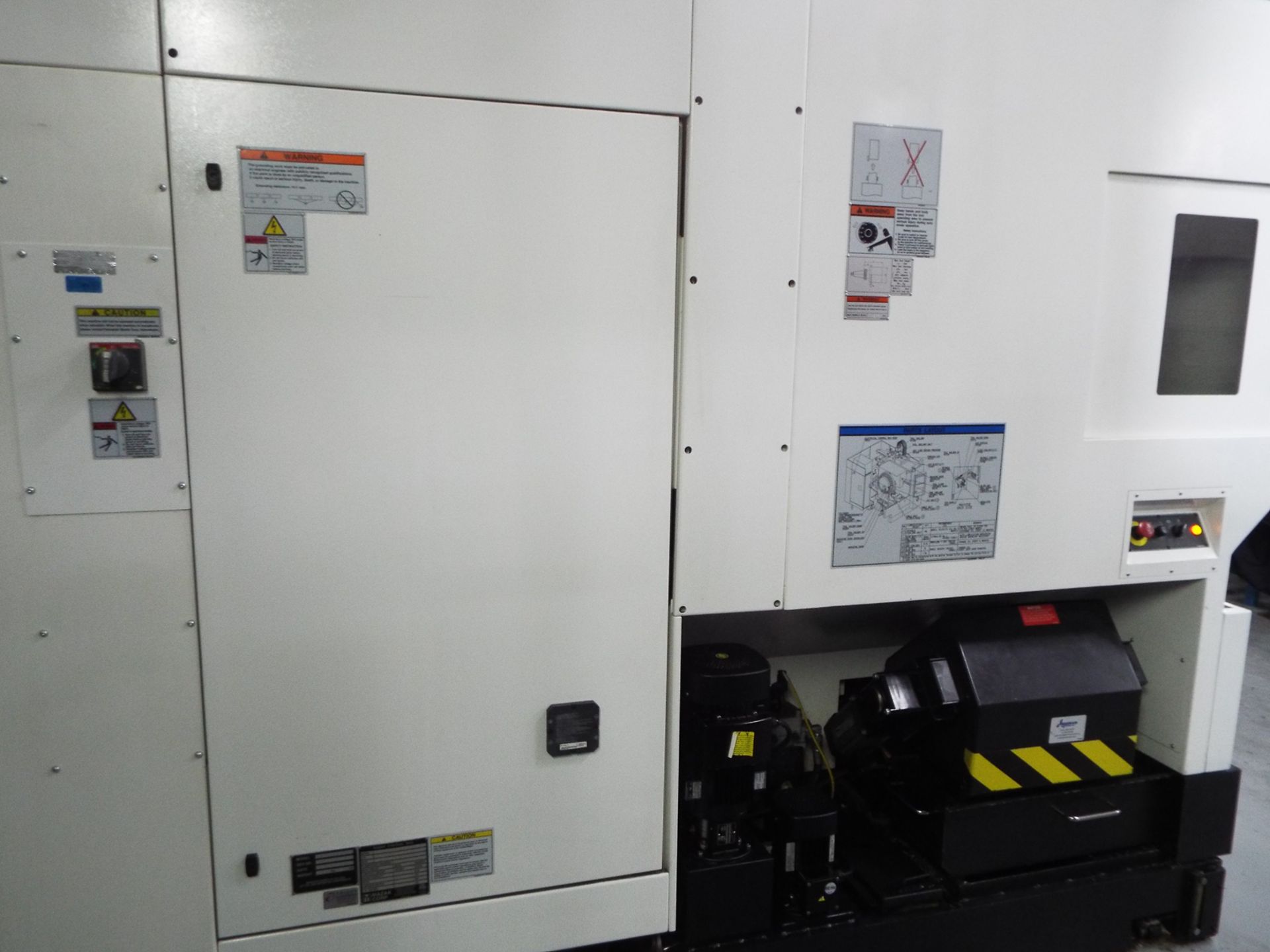 MAZAK (2013) VERTICAL CENTER UNIVERSAL 400A 5X 5 AXIS CNC VERTICAL MACHINING CENTER WITH MAZATROL - Image 8 of 9