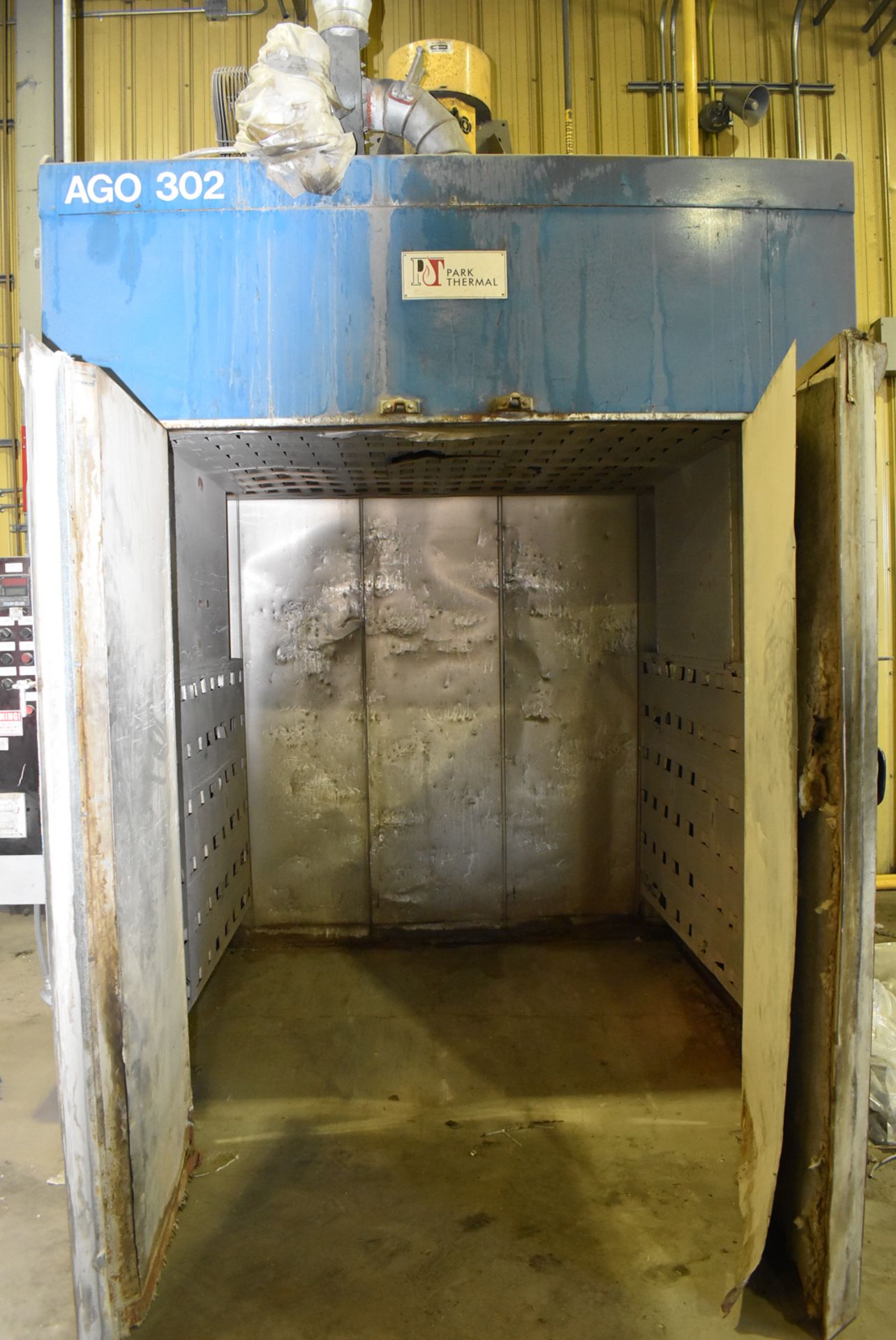 PARK THERMAL BATCH AGE OVEN NATURAL GAS FIRED AGING OVEN 6' X 7' OPENING, 6' X 6'X 7' HIGH WITH - Image 2 of 3