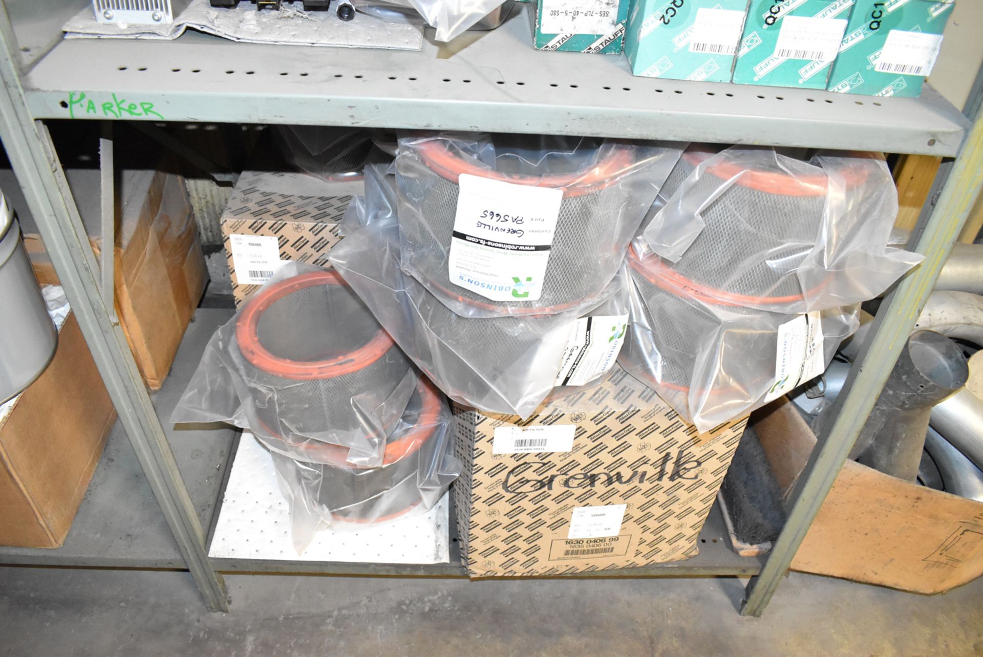 LOT/ SHELVES WITH CONTENTS - AIR FILTERS, HYDRAULIC FILTERS, SPARE PUMPS & VALVES - Image 5 of 5