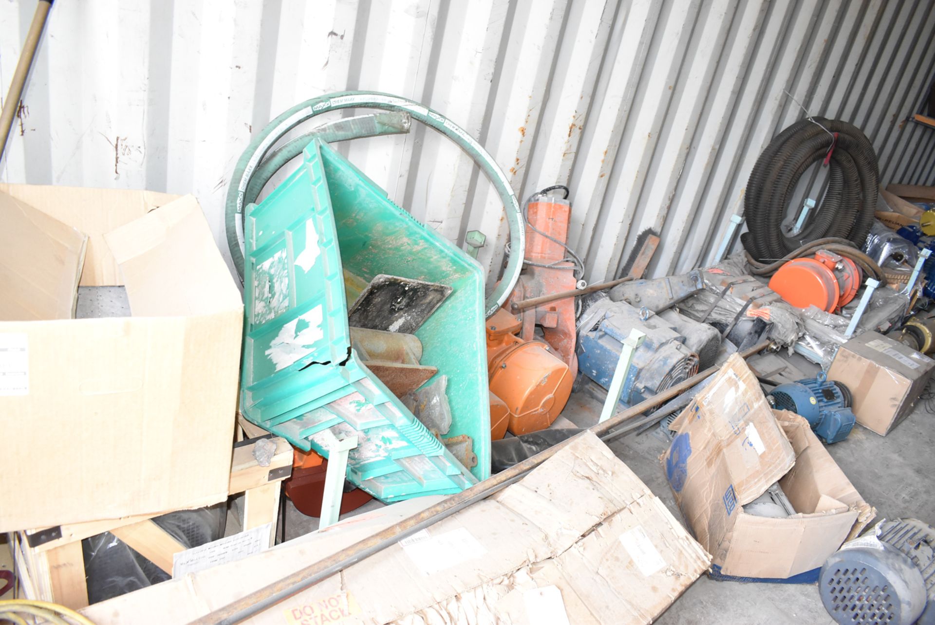 LOT/ CONTENTS OF SEA CONTAINER - SPARE MOTORS, GEARBOXES, PYROTEK DIE CASTING SUPPLIES, AIR TANK, - Image 4 of 19