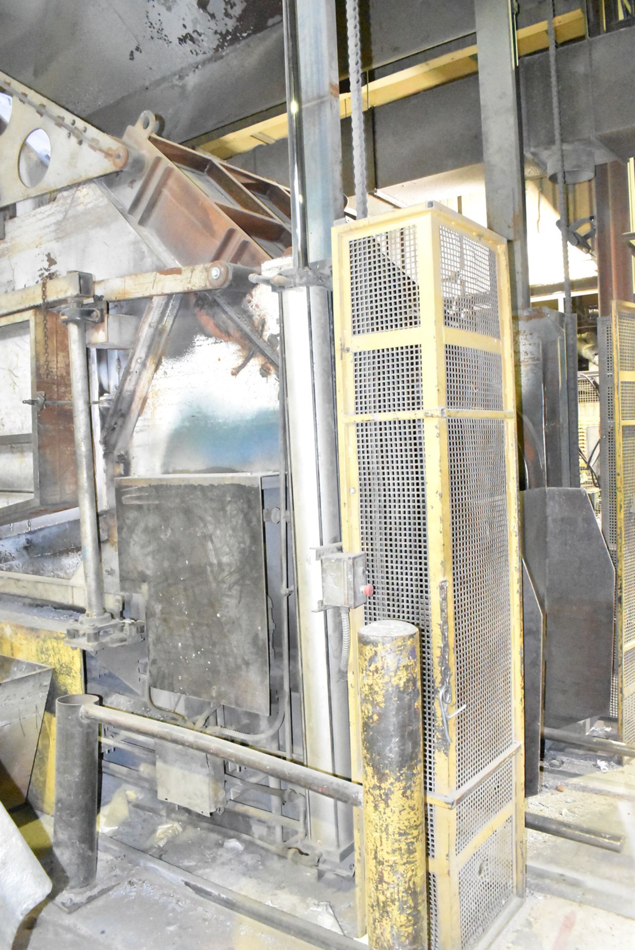 GASMAC TMDH 1800 NATURAL GAS FIRED ALUMINUM MELTING & HOLDING FURNACE WITH ALLEN BRADLEY PANELVIEW - Image 4 of 12