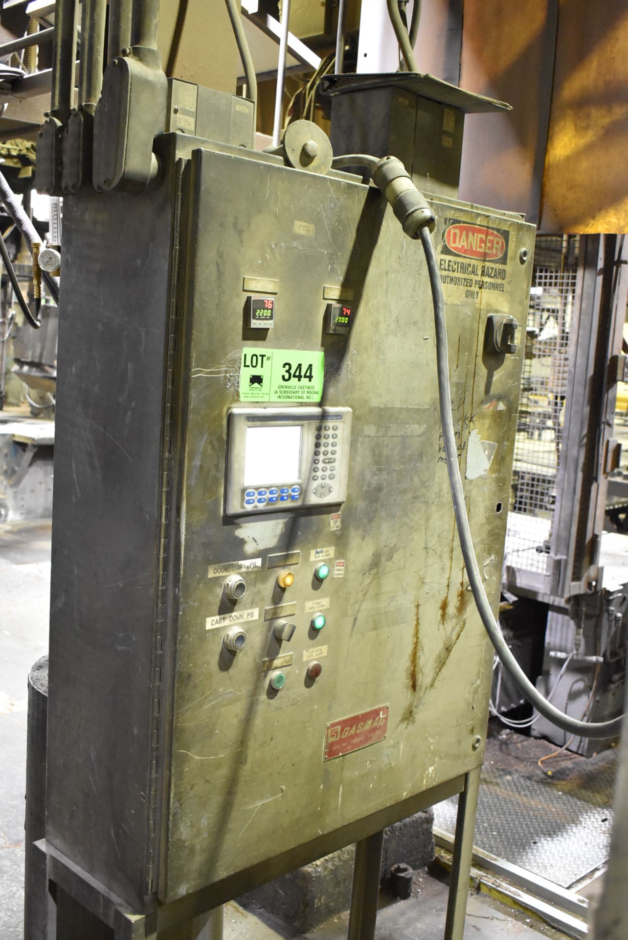 GASMAC TMDH 1800 NATURAL GAS FIRED ALUMINUM MELTING & HOLDING FURNACE WITH ALLEN BRADLEY PANELVIEW - Image 2 of 12