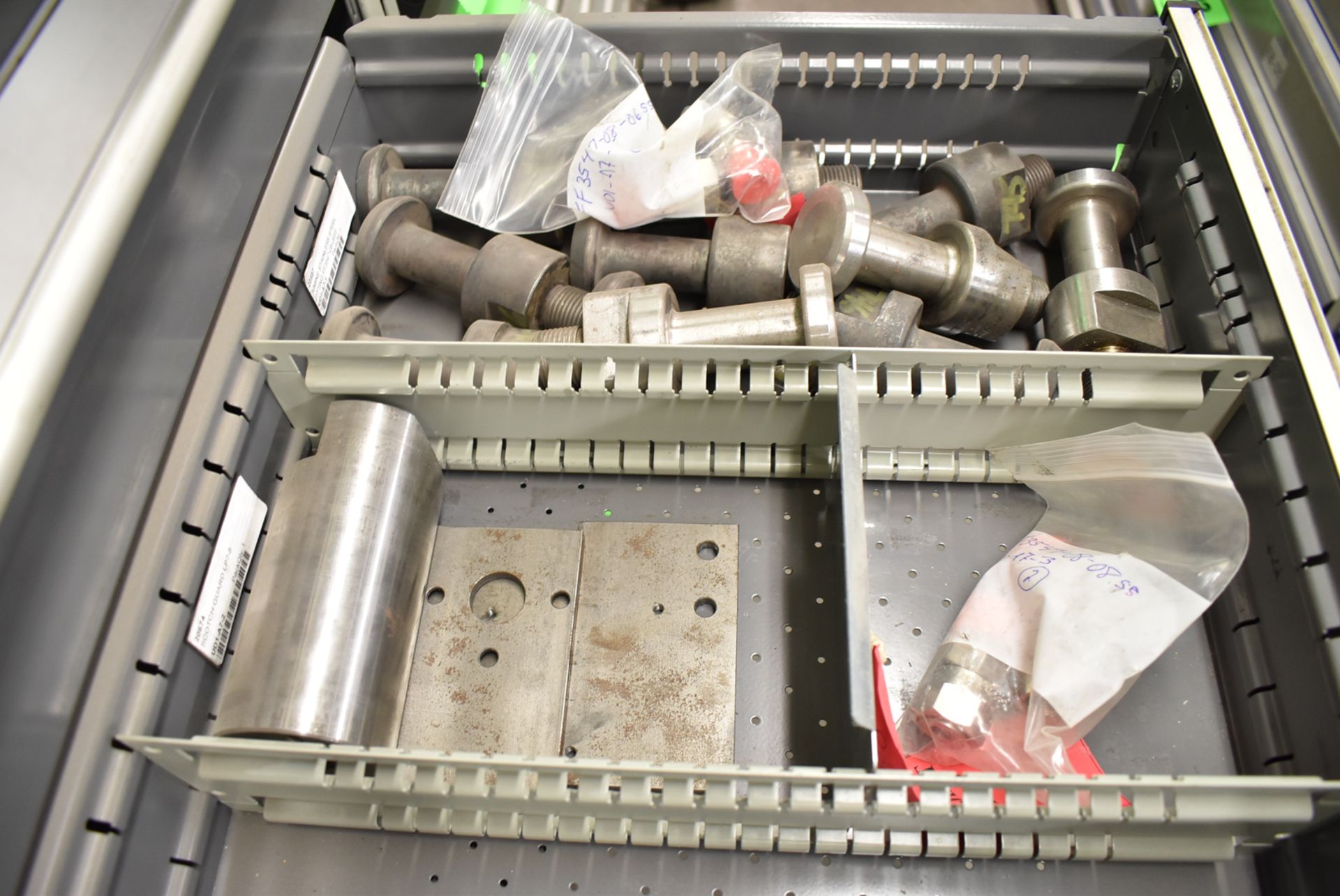 LOT/ CONTENTS OF DRAWER INCLUDING BRASS & PLASTIC VALVES, SPARE PARTS & MROs - Image 2 of 2