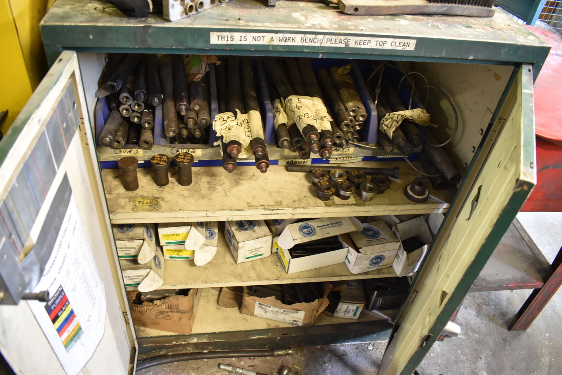LOT/ SHOP CABINET WITH CONTENTS - DIE ROLLER PINS & HARDWARE - Image 2 of 2