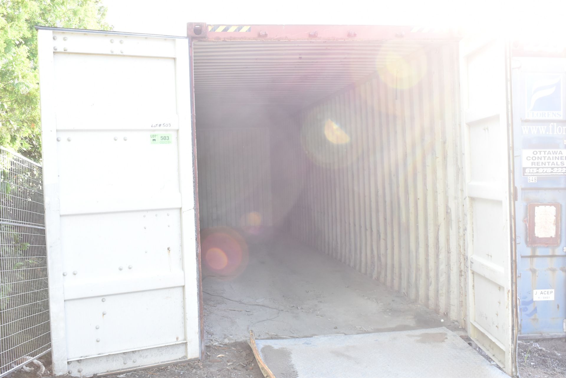 40' SEA CONTAINER (NO CONTENTS) (CI)