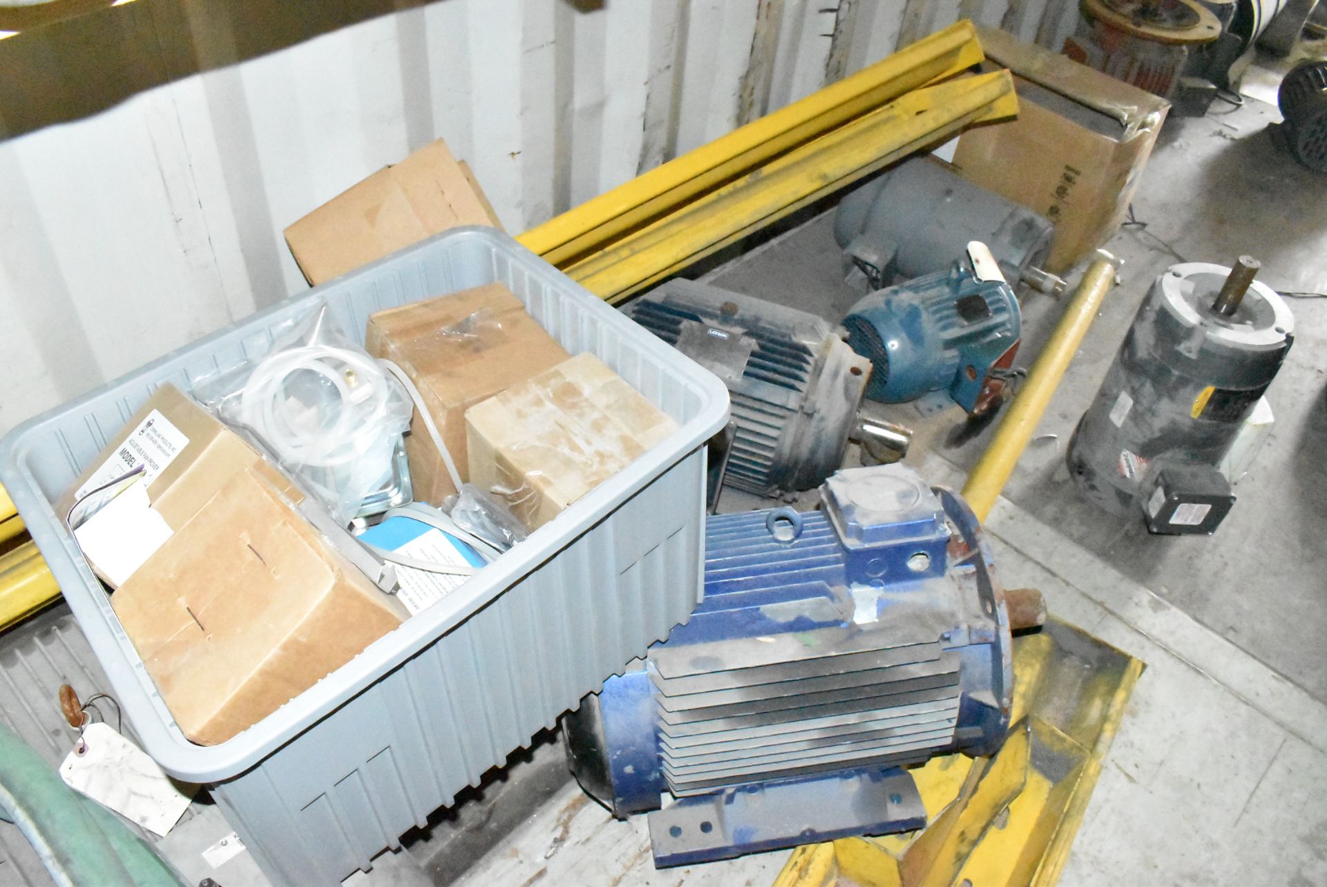 LOT/ CONTENTS OF SEA CONTAINER - SPARE MOTORS, GEARBOXES, PYROTEK DIE CASTING SUPPLIES, AIR TANK, - Image 13 of 19