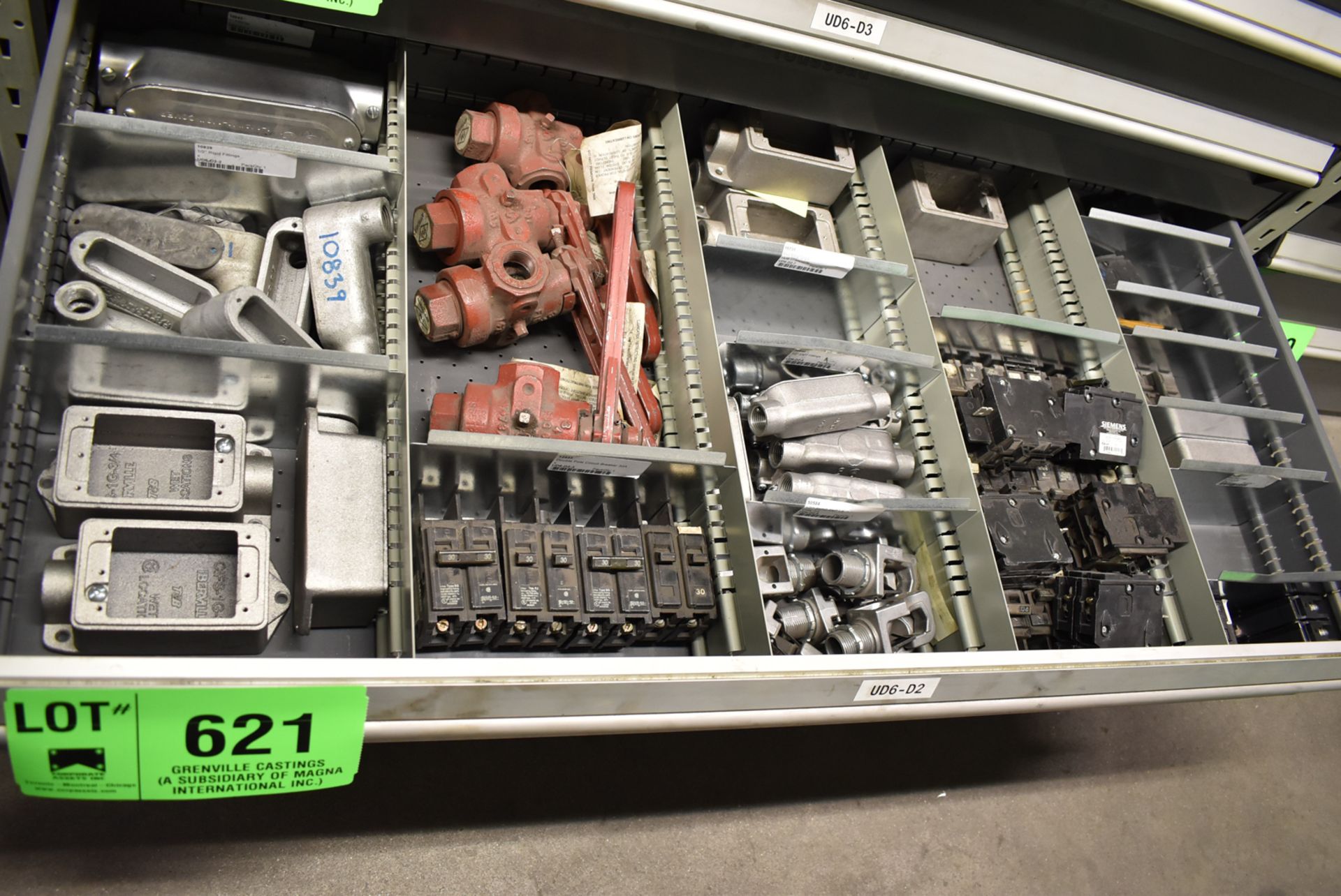 LOT/ CONTENTS OF DRAWER INCLUDING CIRCUIT BREAKERS, CONDUIT JUNCTIONS, VALVES & MROs