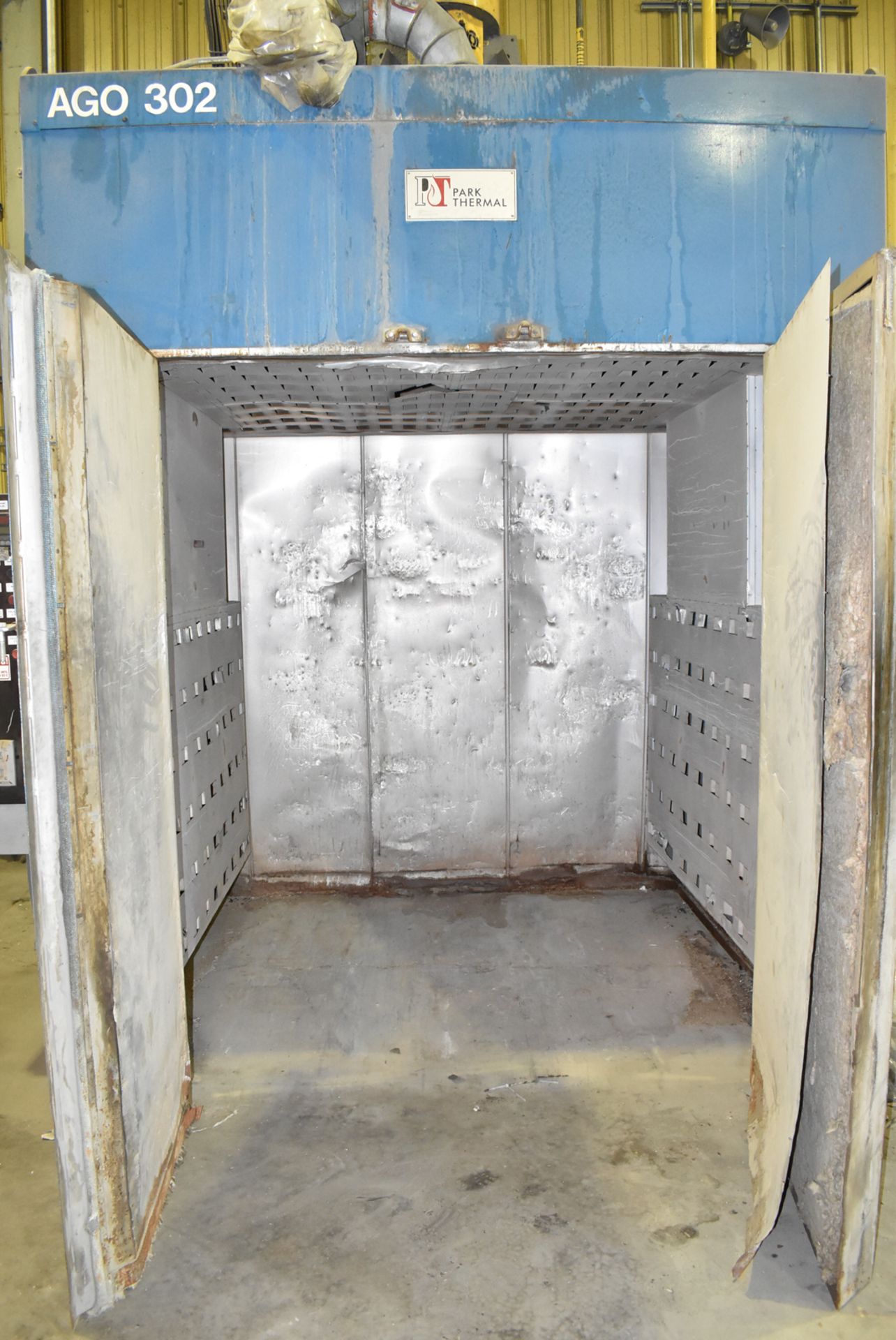 PARK THERMAL BATCH AGE OVEN NATURAL GAS FIRED AGING OVEN 6' X 7' OPENING, 6' X 6'X 7' HIGH WITH - Image 3 of 3