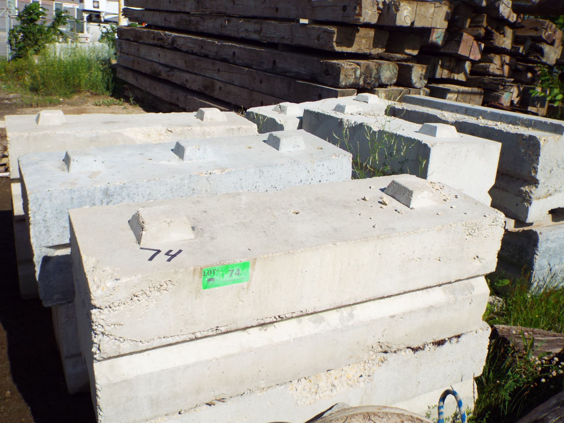 LOT/ CONCRETE BLOCKS