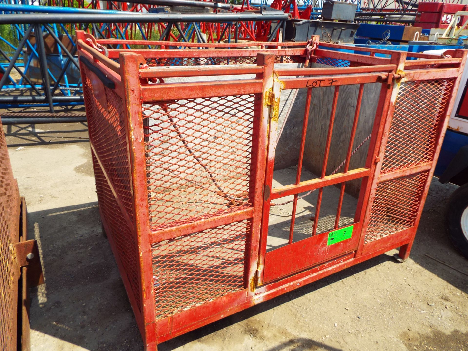 CUSTOM LIFTING BASKET