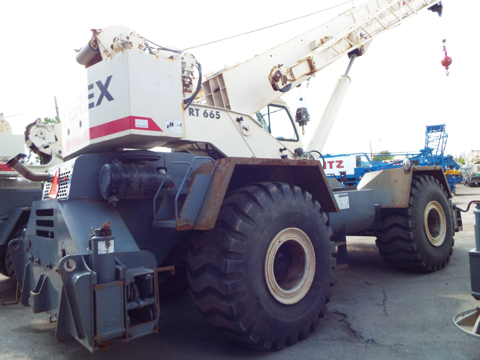 TEREX (2008) RT665, ROUGH TERRAIN 65 TON HYDRAULIC CRANE, 111' MAX HEIGHT, 4X4, CUMMINS QSB-215 6- - Image 5 of 8