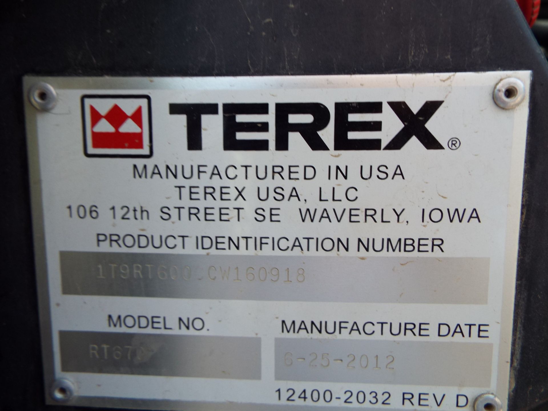 TEREX (2012) RT670, ROUGH TERRAIN 70 TON HYDRAULIC CRANE, 4X4, 111' MAX HEIGHT, 45.1' TRANSPORT - Image 9 of 10