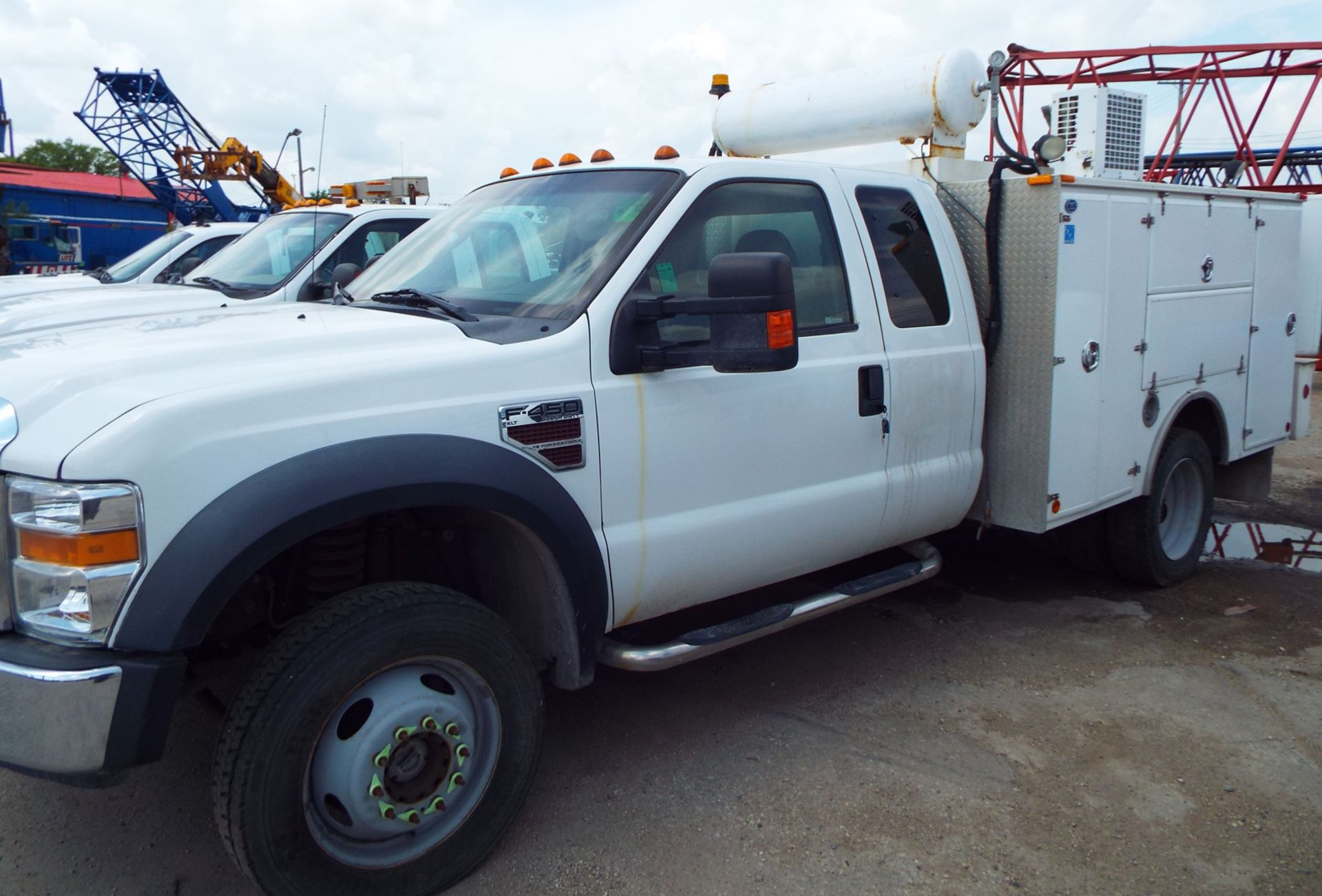 FORD (2008) F450 XLT SUPER DUTY EXTENDED CAB SERVICE TRUCK, V8 POWERSTROKE DIESEL ENGINE, - Image 2 of 6