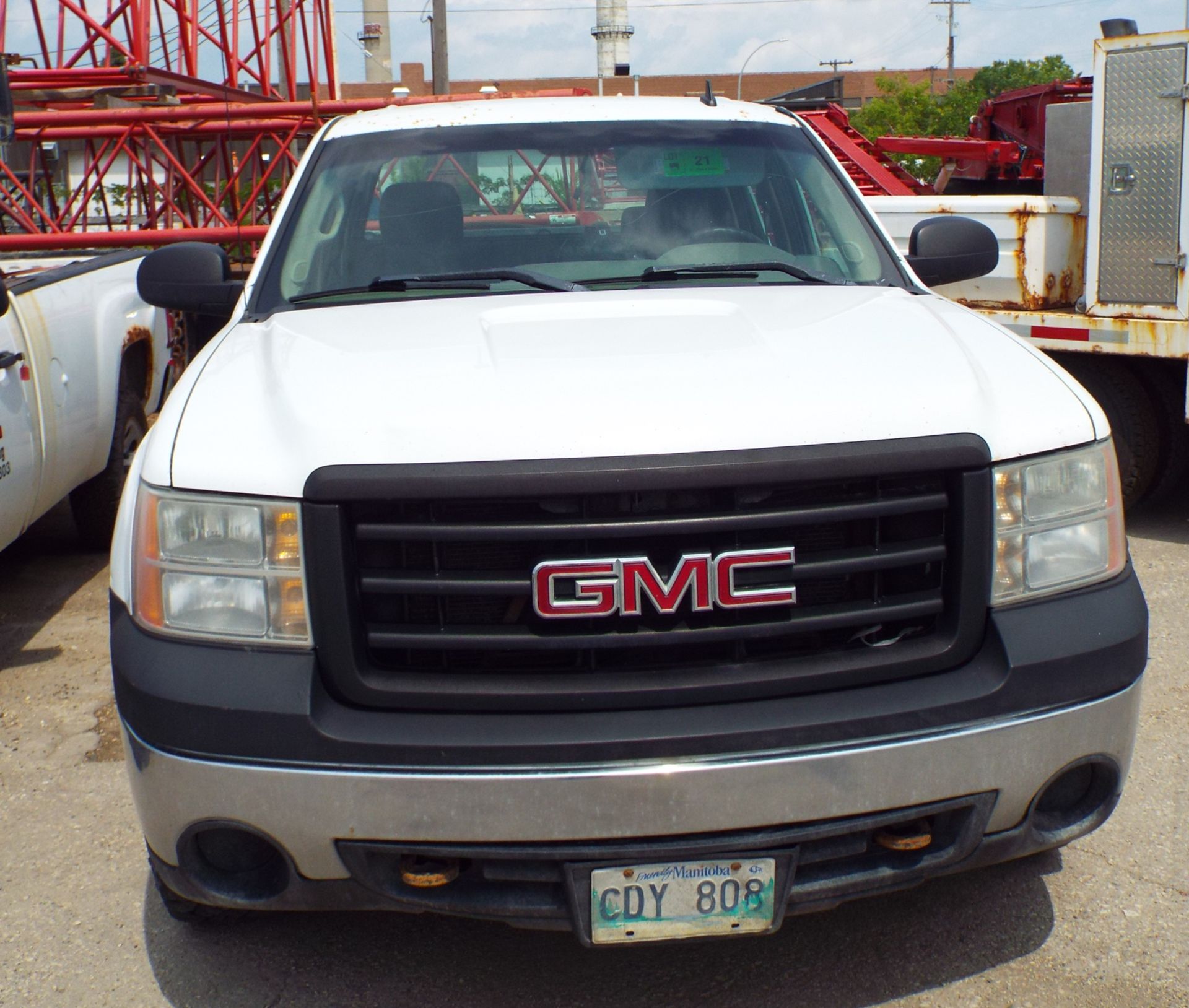 GMC (2008) SIERRA 1500 CREW CAB PICKUP, VORTEC V8 GAS ENGINE, AUTOMATIC TRANSMISSION, 4X4, PL, AM/