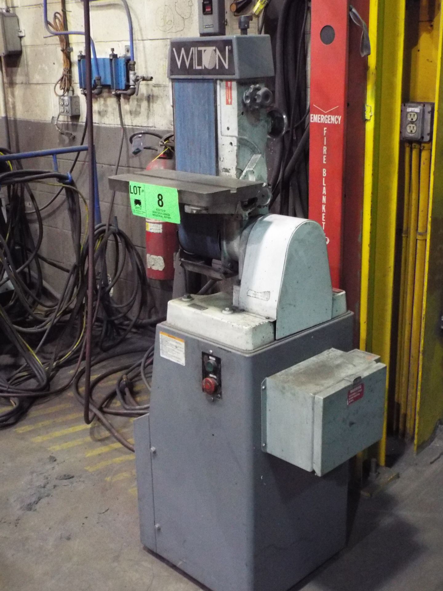 WILTON 6" VERTICAL BELT SANDER - Image 2 of 4