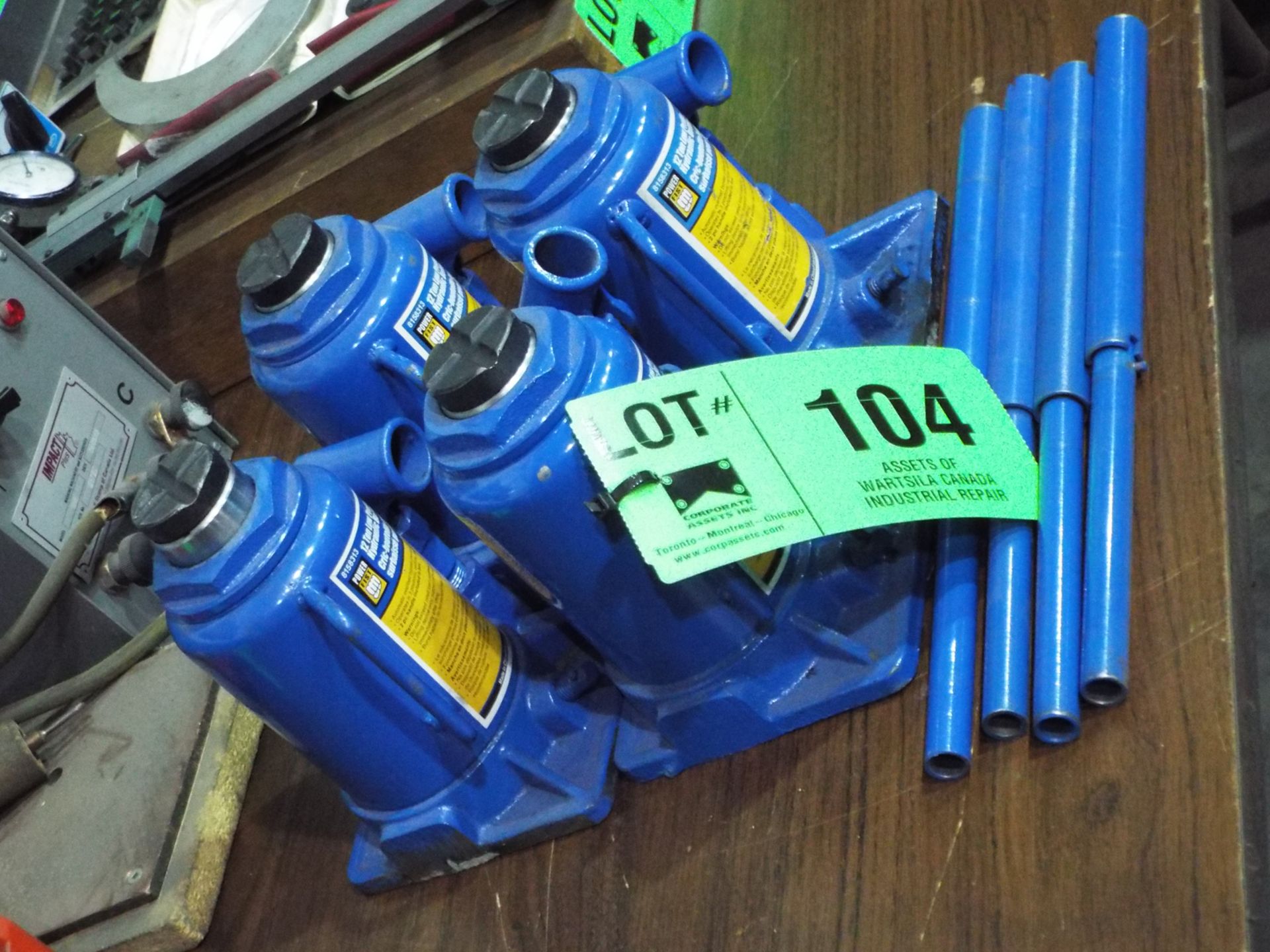 LOT/ 12 TON CAPACITY LOW PROFILE BOTTLE JACKS