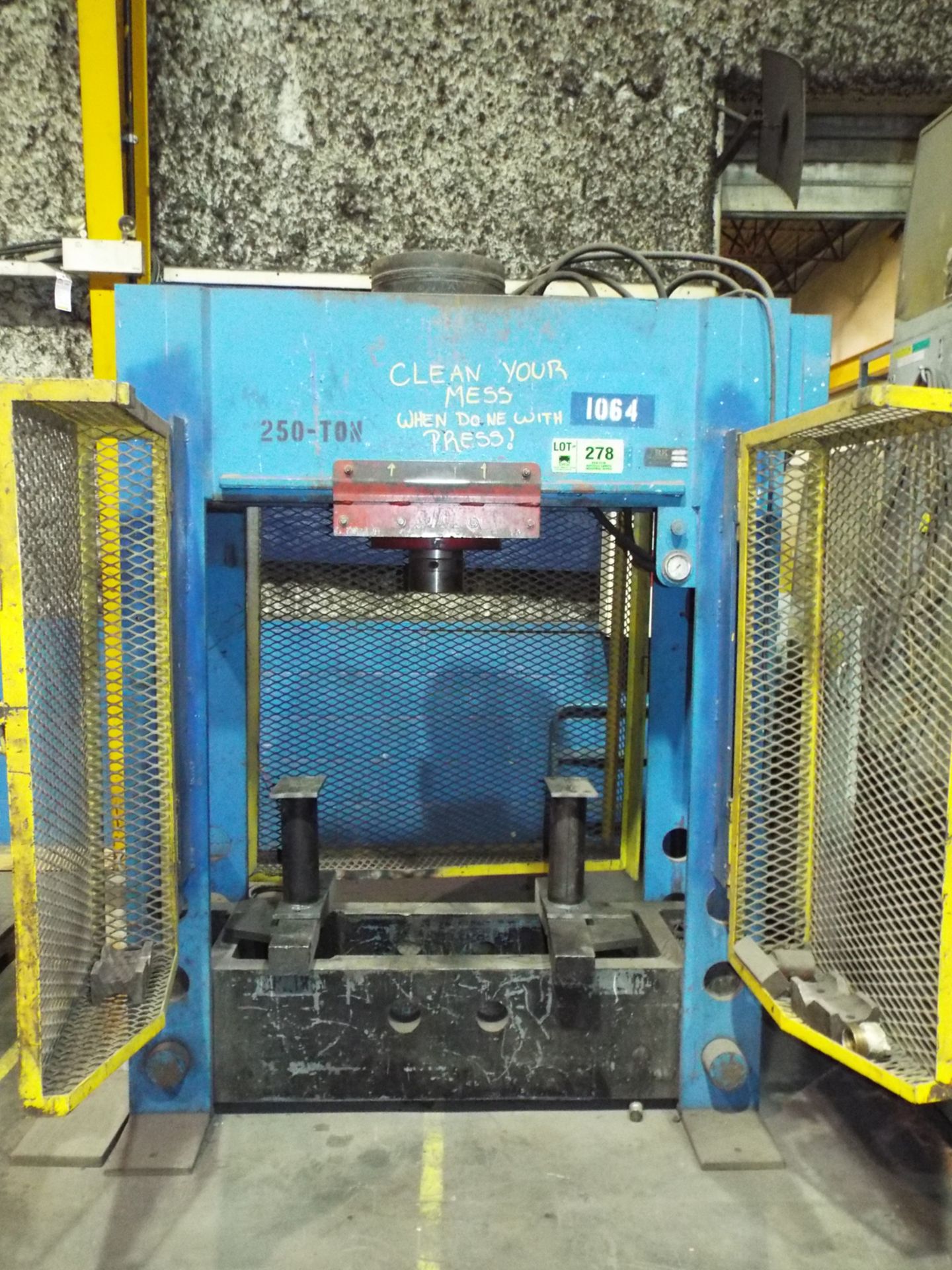 RK MACHINERY SINGLE PISTON HYDRAULIC H-FRAME SHOP PRESS WITH 250 TON CAPACITY, 48" BETWEEN POSTS,