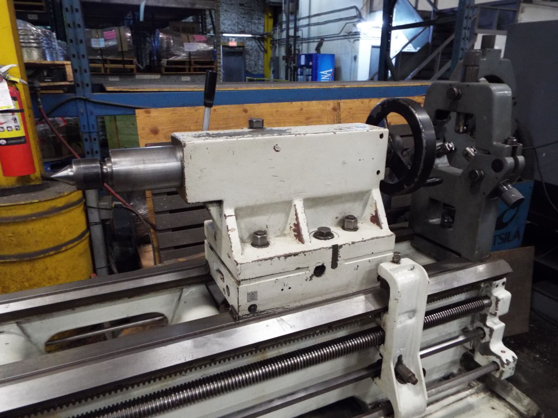 TOS SN 7105 ENGINE LATHE WITH 30" SWING OVER BED, 165" BETWEEN CENTERS, 4" SPINDLE BORE, SPEEDS TO - Image 9 of 10