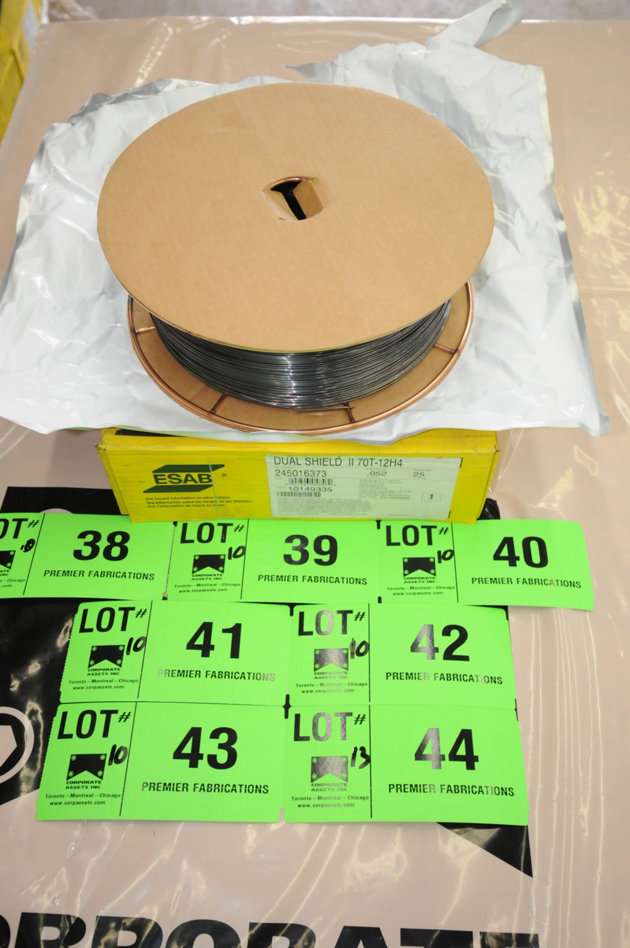 LOT/ (10) 25LB SPOOLS OF ESAB DUAL SHIELD II 70T-12H4 0.052" DIAMETER WELDING WIRE CONFORMING TO AWS