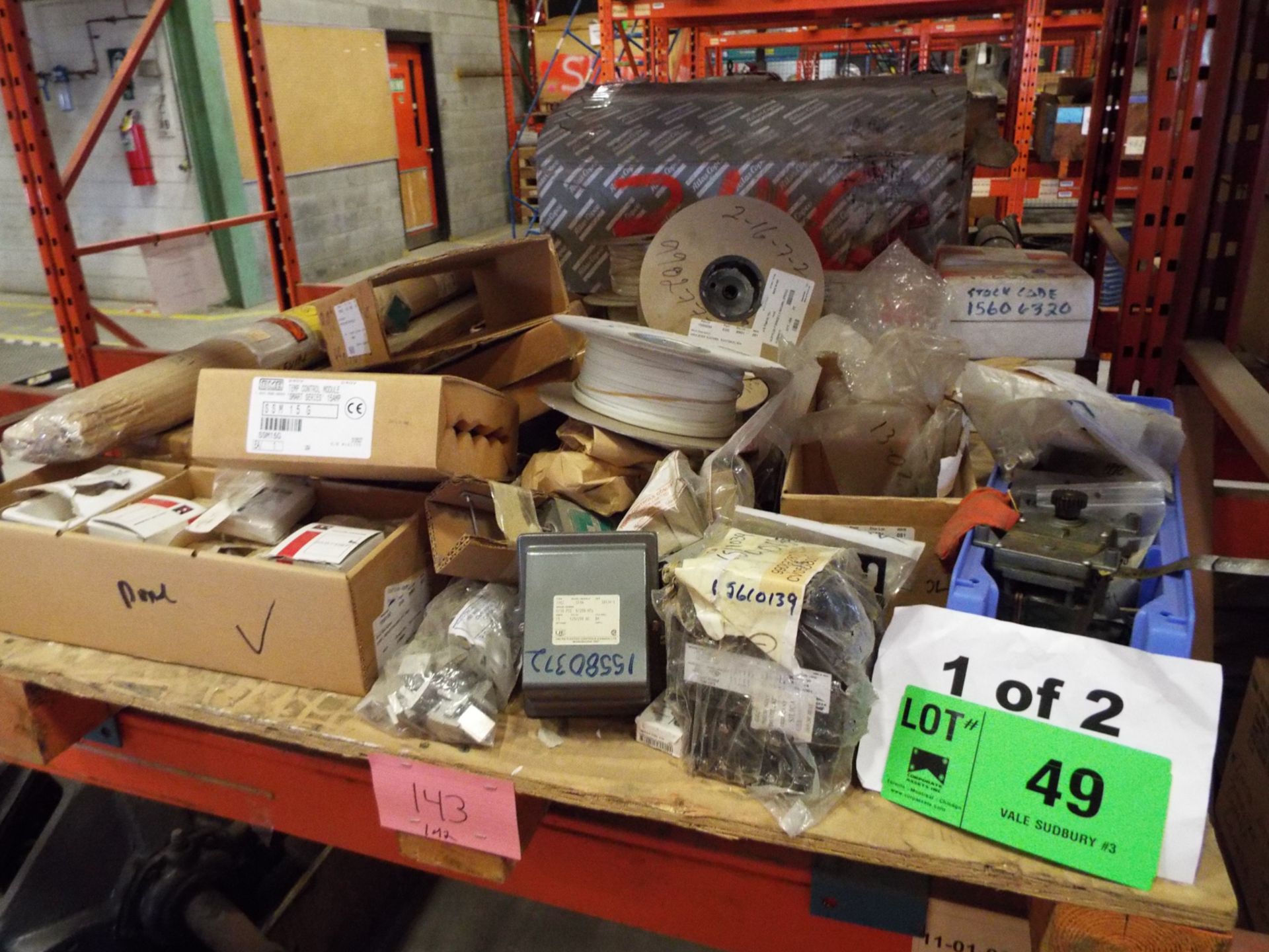 LOT/ ELECTRICAL PARTS INCLUDING LIGHTING PARTS, COILS, BOXES, SWITCHES, RELAYS AND MORE