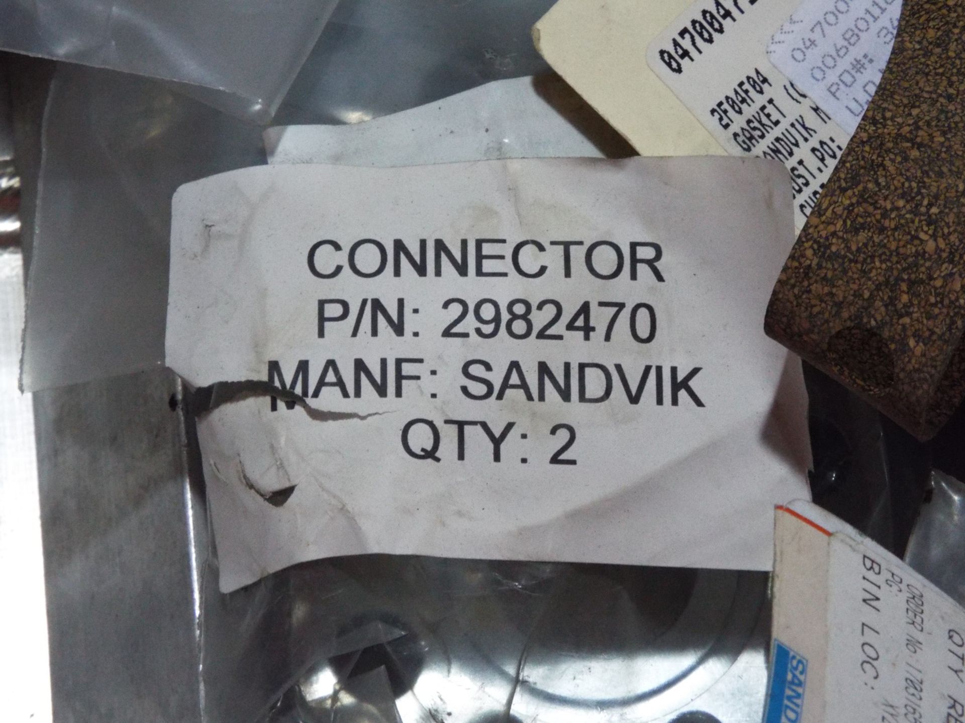 LOT/ SANDVIK PARTS INCLUDING OIL FILTERS, COVERS, BEARINGS AND BUSHINGS - Image 14 of 18