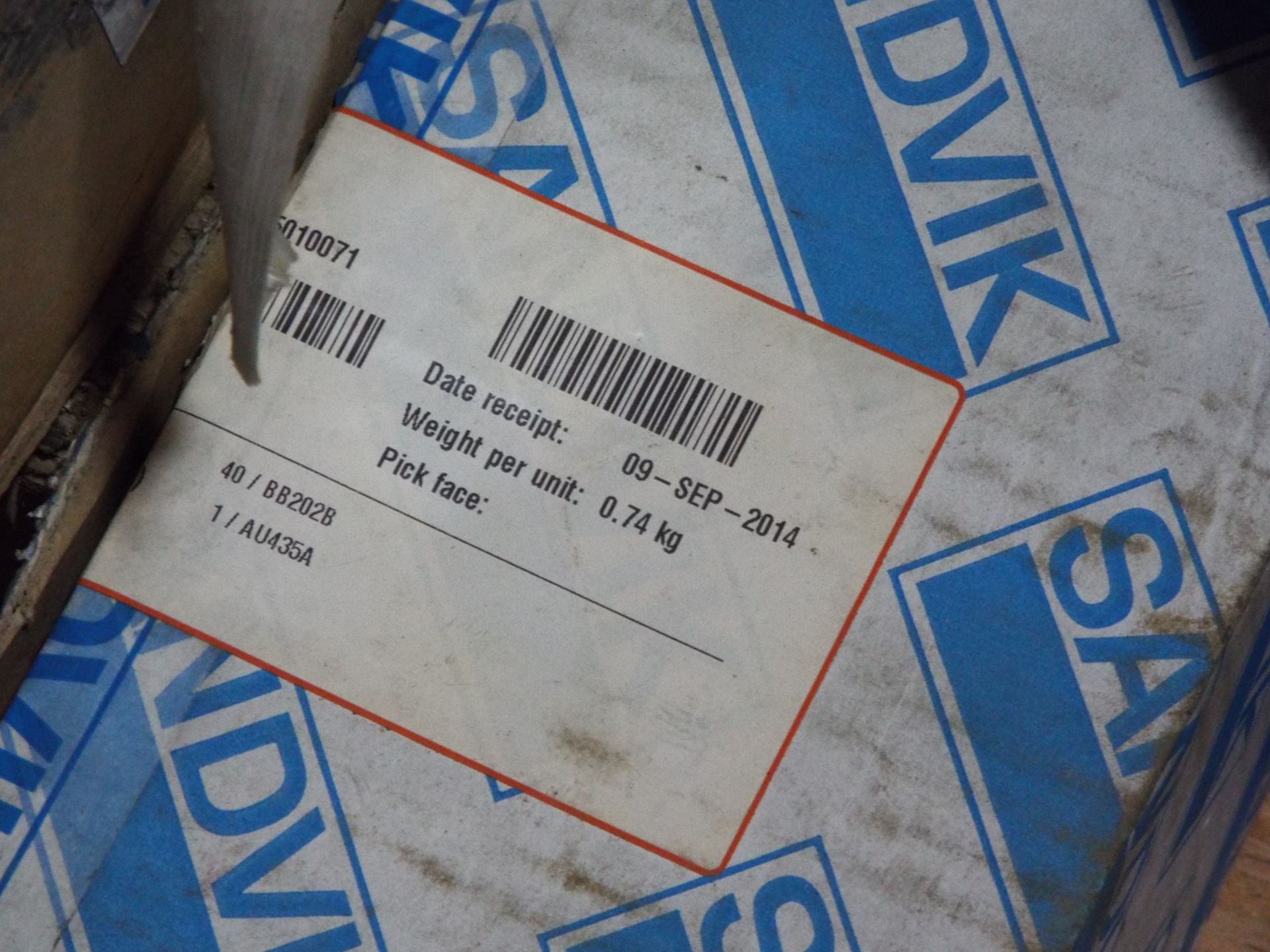 LOT/ SANDVIK PARTS INCLUDING JOYSTICKS, WATER PUMP, OIL FILTERS, AND FILTER ELEMENTS - Image 4 of 22