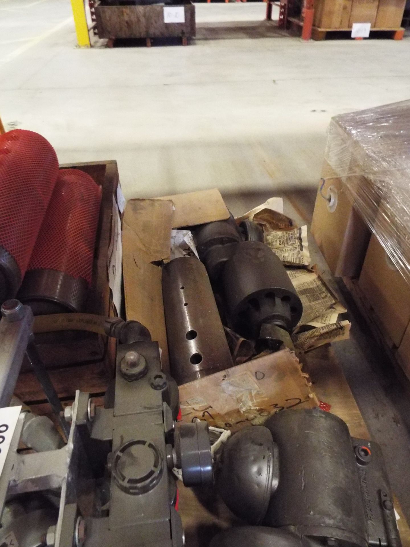 LOT/ PUMPS, ATLAS COPCO SPARE PARTS, & CYLINDERS - Image 5 of 5