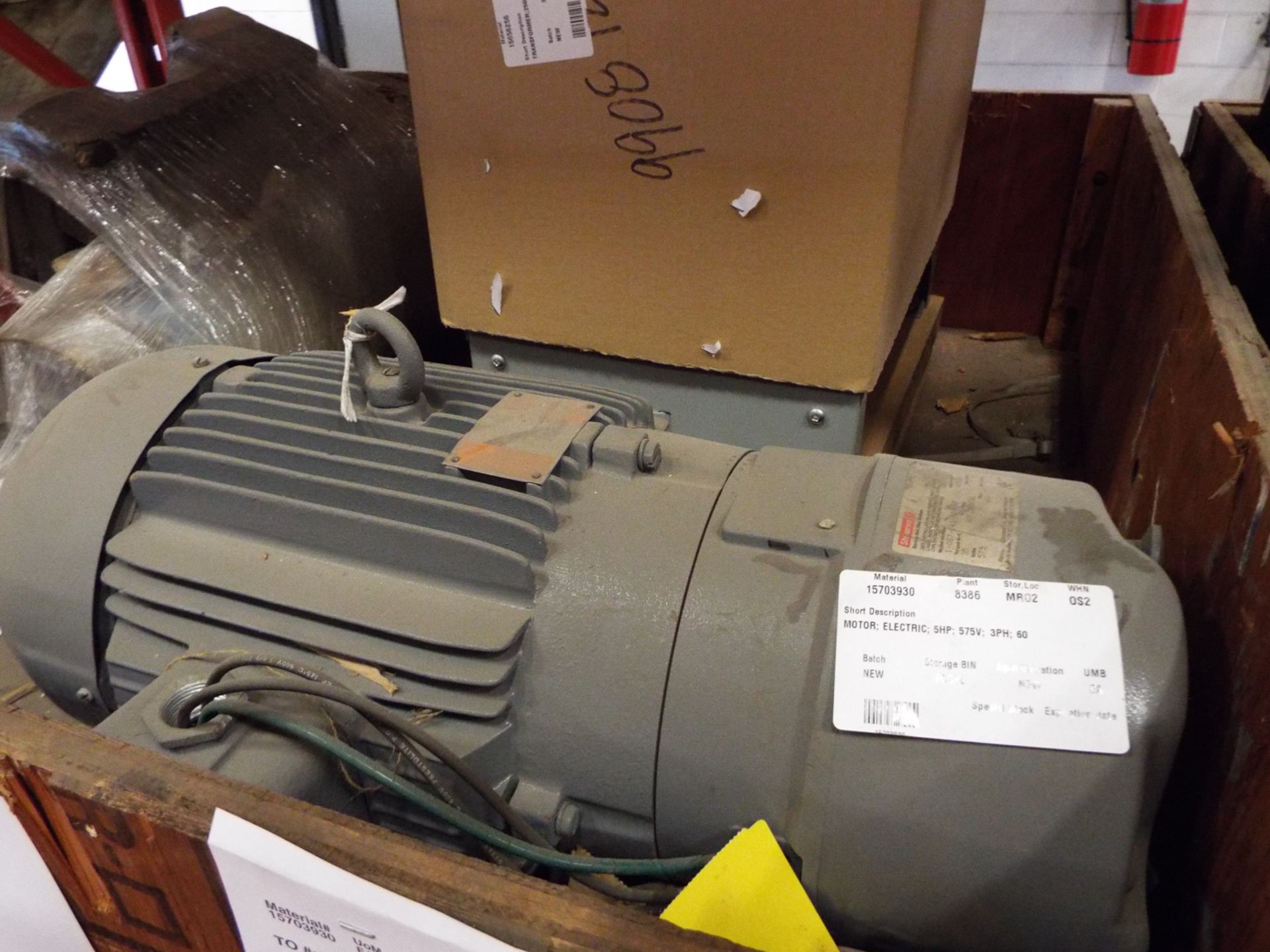 LOT/ ELECTRIC MOTOR, 575V/3PH/60HZ & 250KVA TRANSFORMER - Image 3 of 5