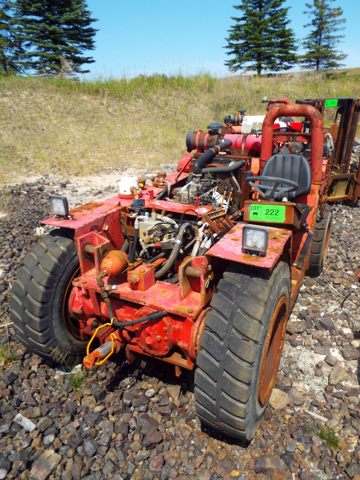 MANITOU FORKLIFT (DISASSEMBLED)