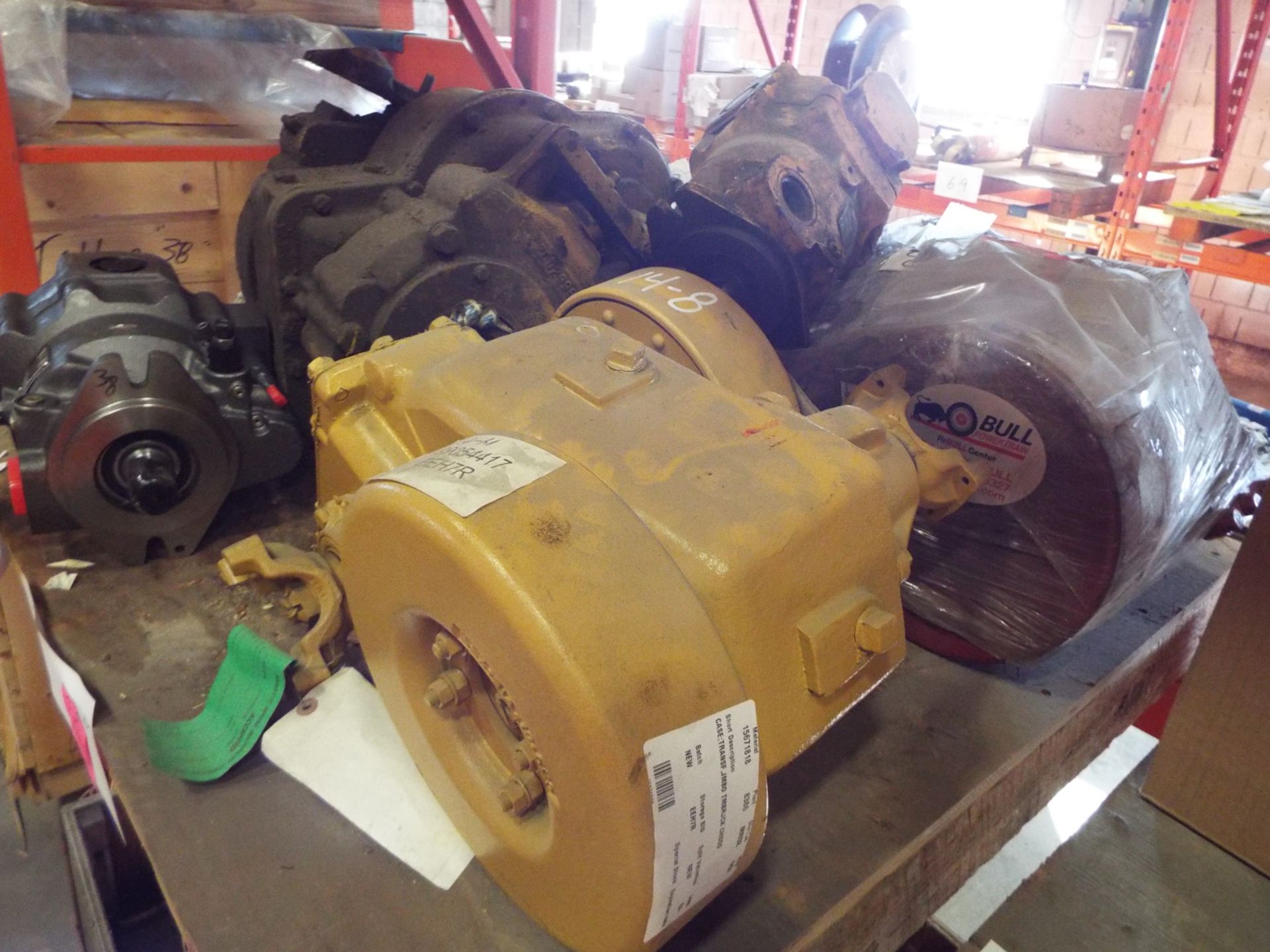 LOT/ TIMBERJACK TRANSFER CASE, PARKER PAVC100R42 PUMP WITH 3000 PSI MAX, & PUMPS - Image 2 of 8