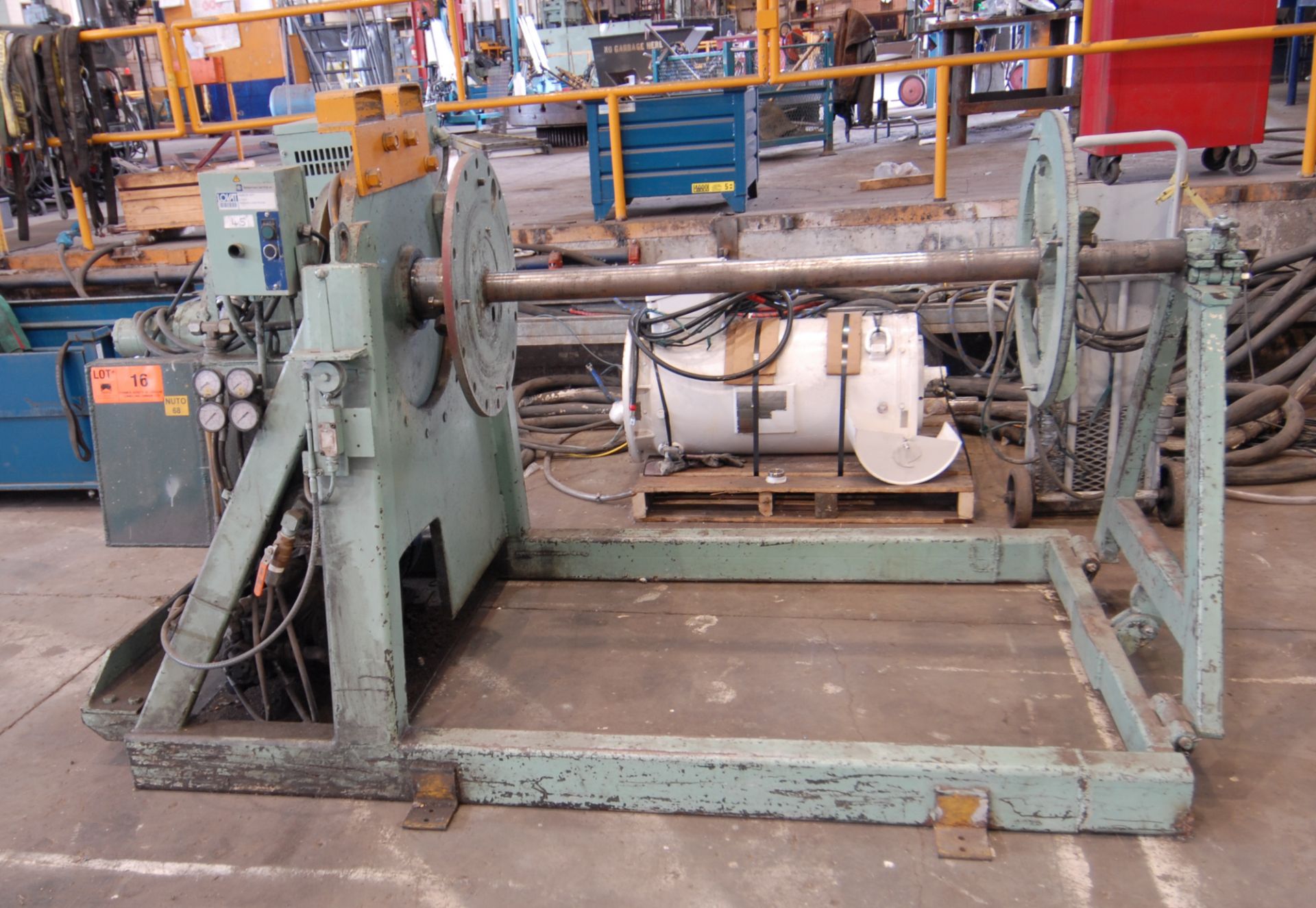 LOVAT HYDRAULIC CABLE PULLER/WINDER, S/N N/A - Image 2 of 2