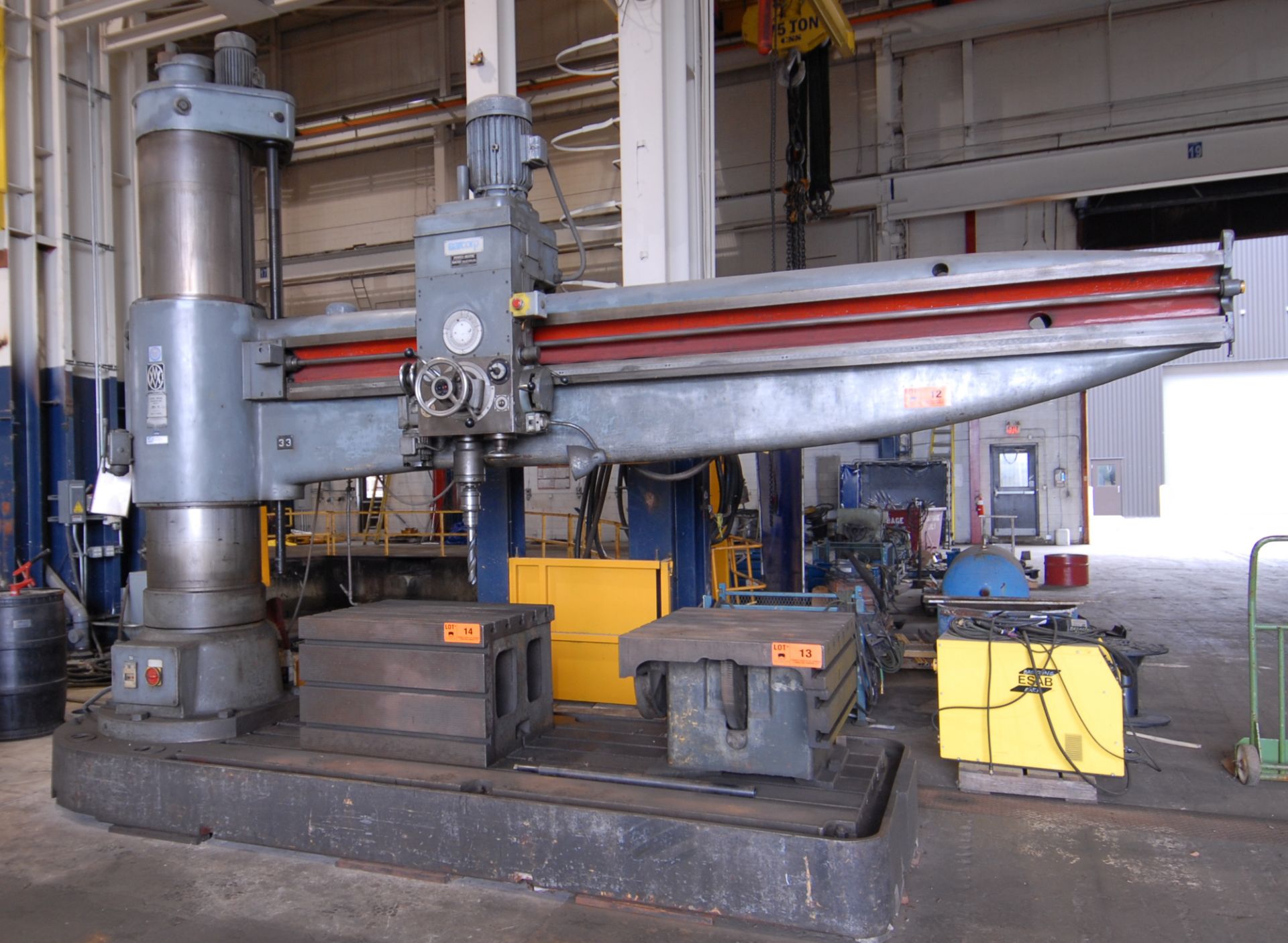 CSEPEL RFH5-4000 11' RADIAL ARM DRILL WITH SPEEDS TO 1900 RPM, 480V/3PH/60HZ, S/N 13377 - Image 2 of 3